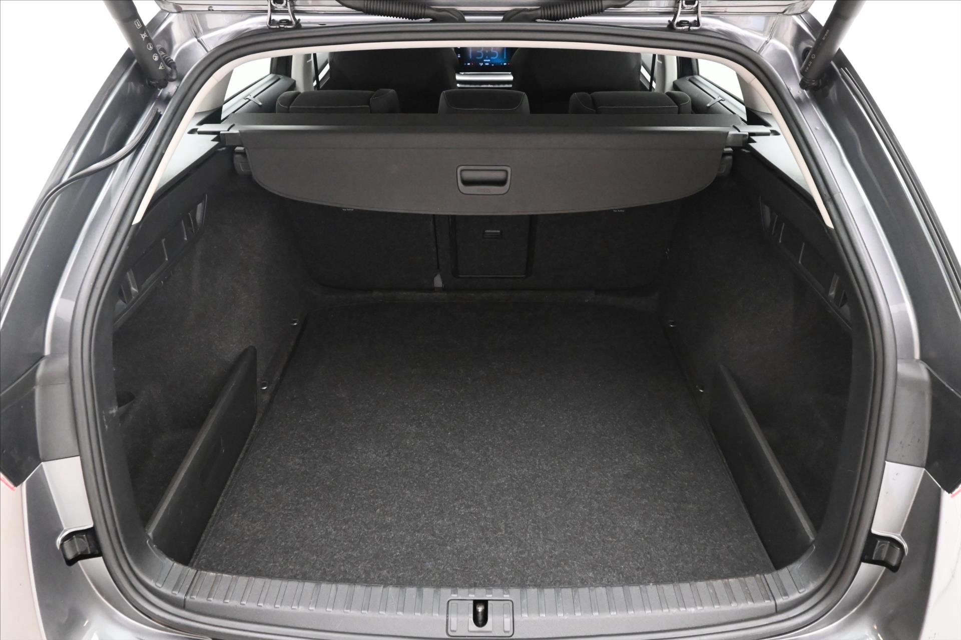 Main photo of the car Skoda Octavia 2.0 TDI 110 kW DSG STYLE Warranty up to 5 years (10)