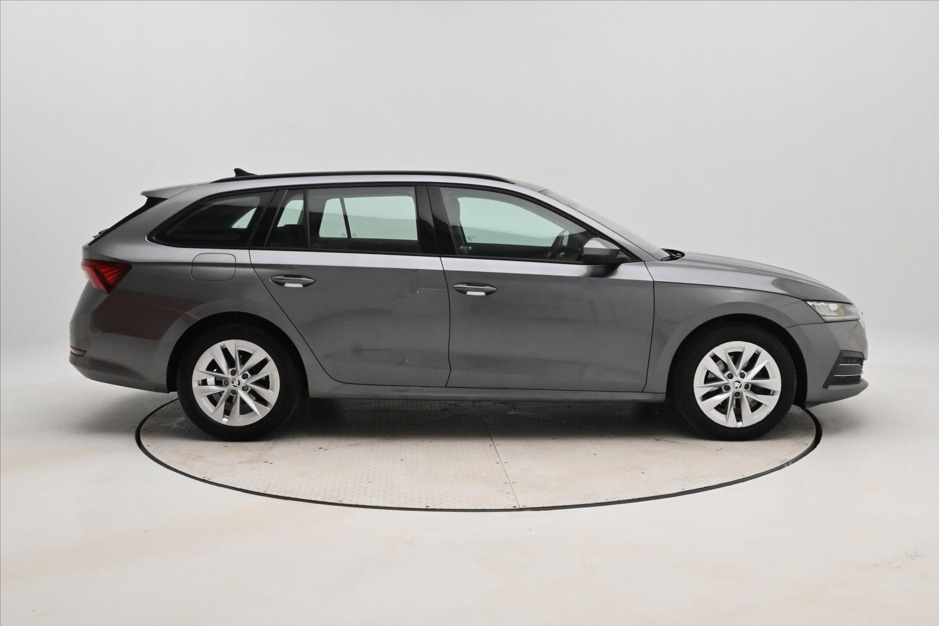 Main photo of the car Skoda Octavia 2.0 TDI 110 kW DSG STYLE Warranty up to 5 years (4)