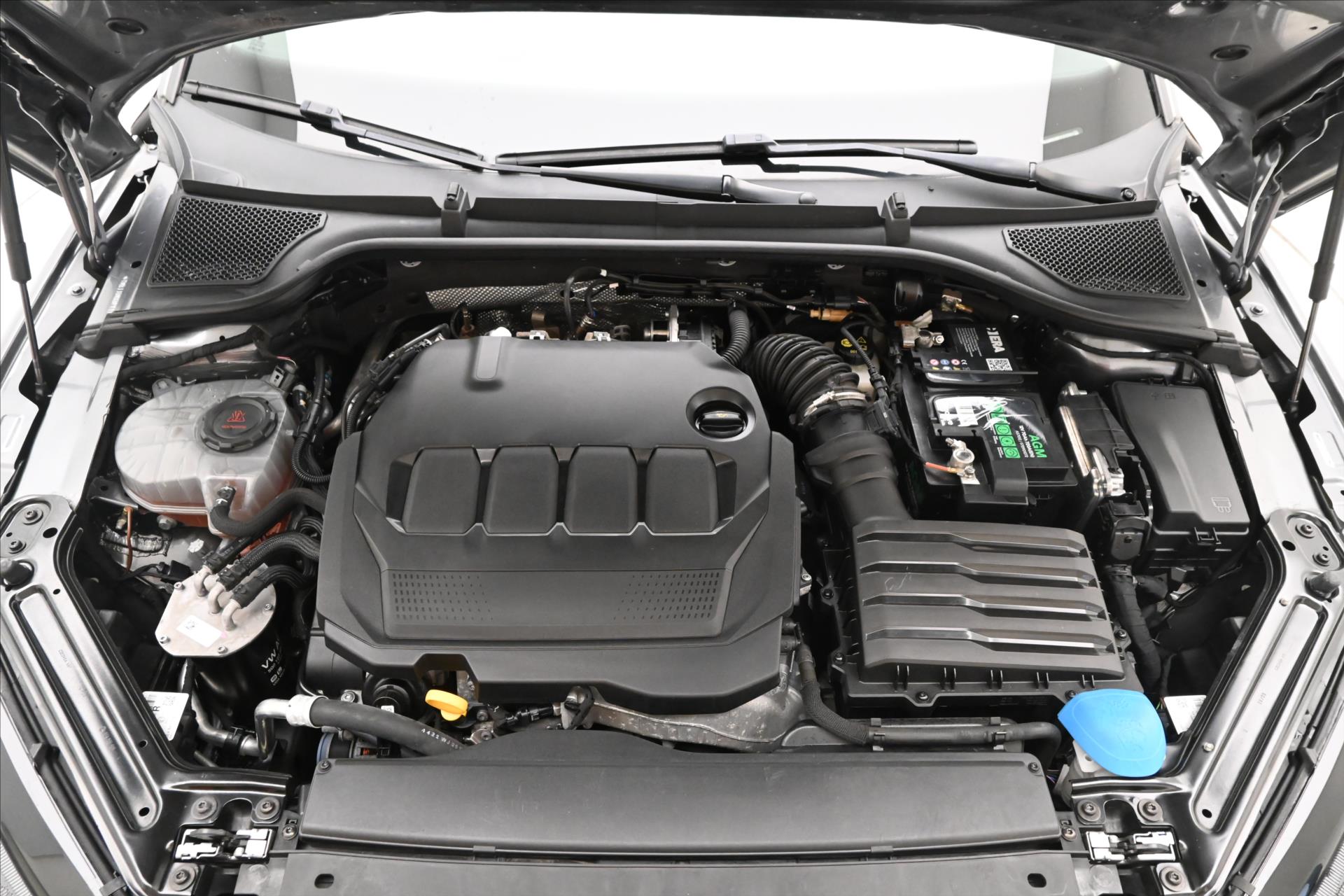 Main photo of the car Skoda Octavia 2.0 TDI 110 kW DSG STYLE Warranty up to 5 years (9)