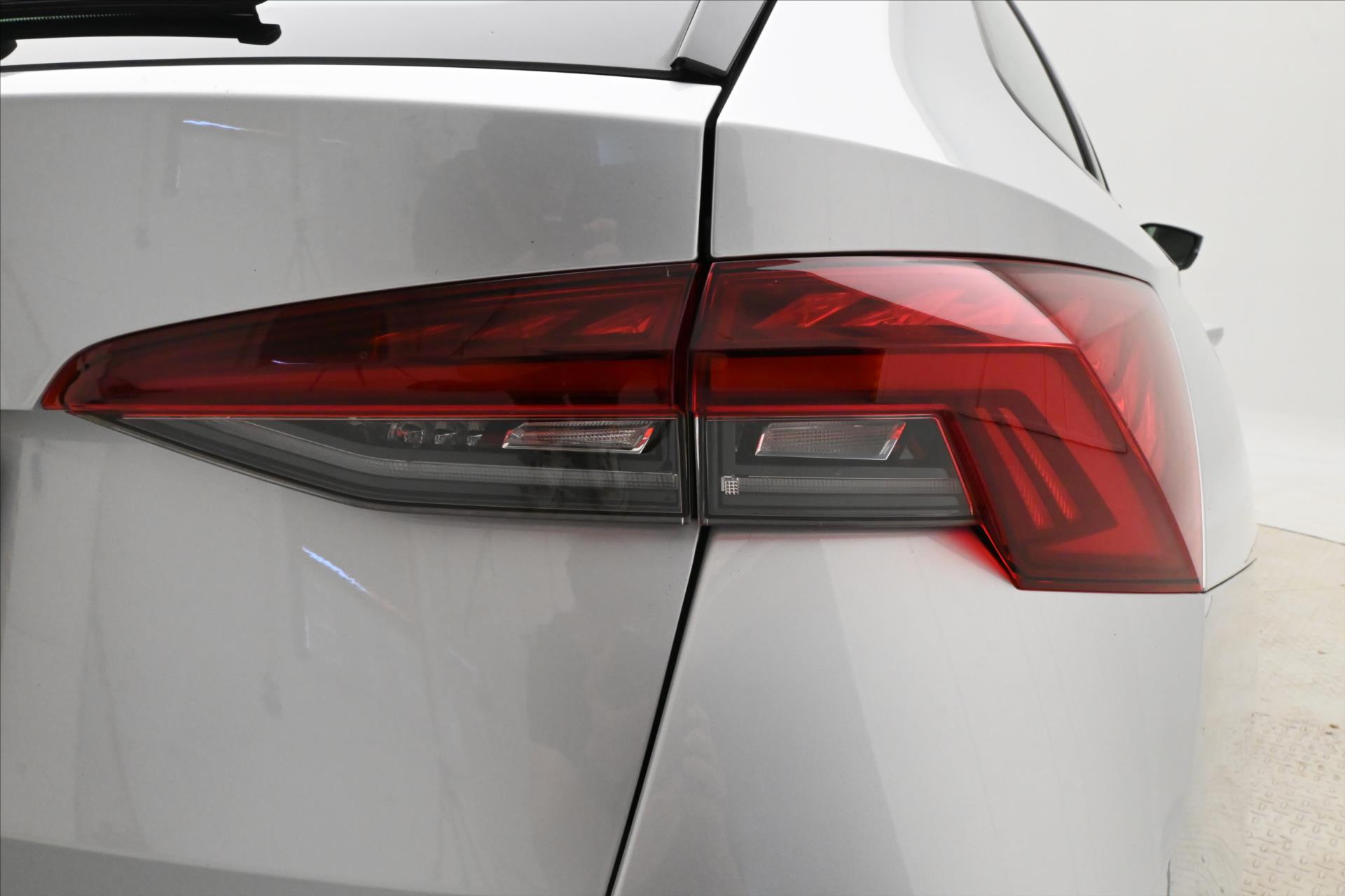Hlavní fotografie vozu Škoda Octavia 2,0 TDI 110 kW DSG NAVIGACE Záruka až 5 let (29)