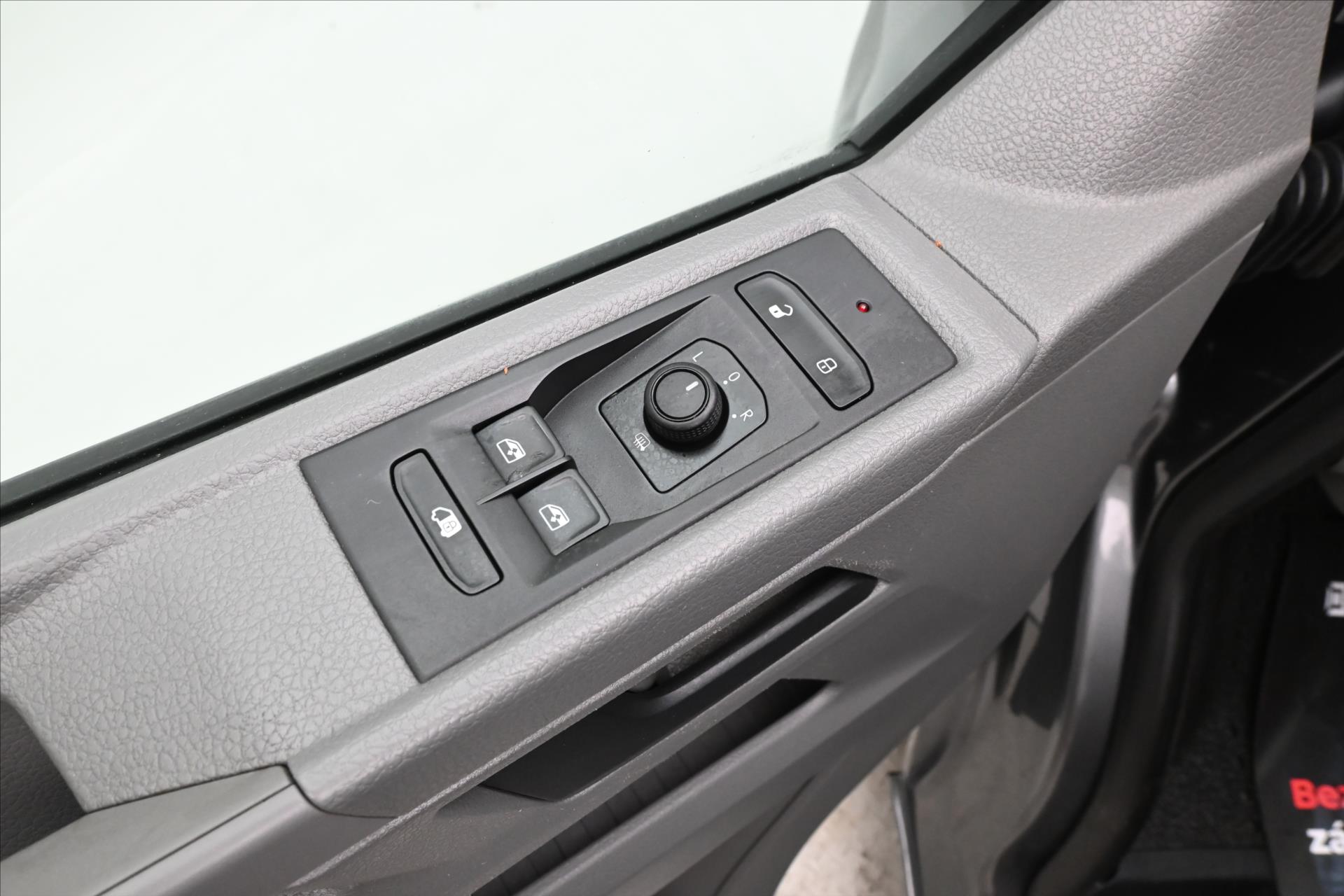 Main photo of the car Volkswagen Transporter 2.0 TDI 110kW DSG Navi Warranty up to 5 years (25)