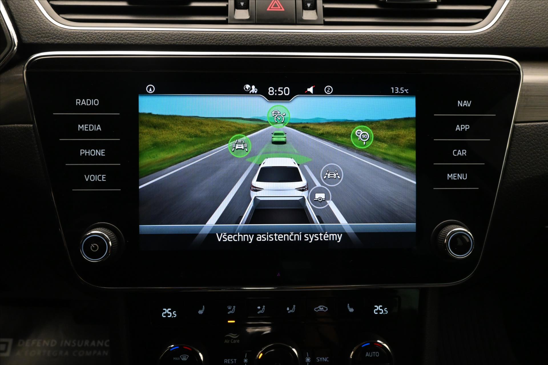 Hlavní fotografie vozu Škoda Superb 2,0 TDI 147 kW DSG Style Záruka až 5 let (19)