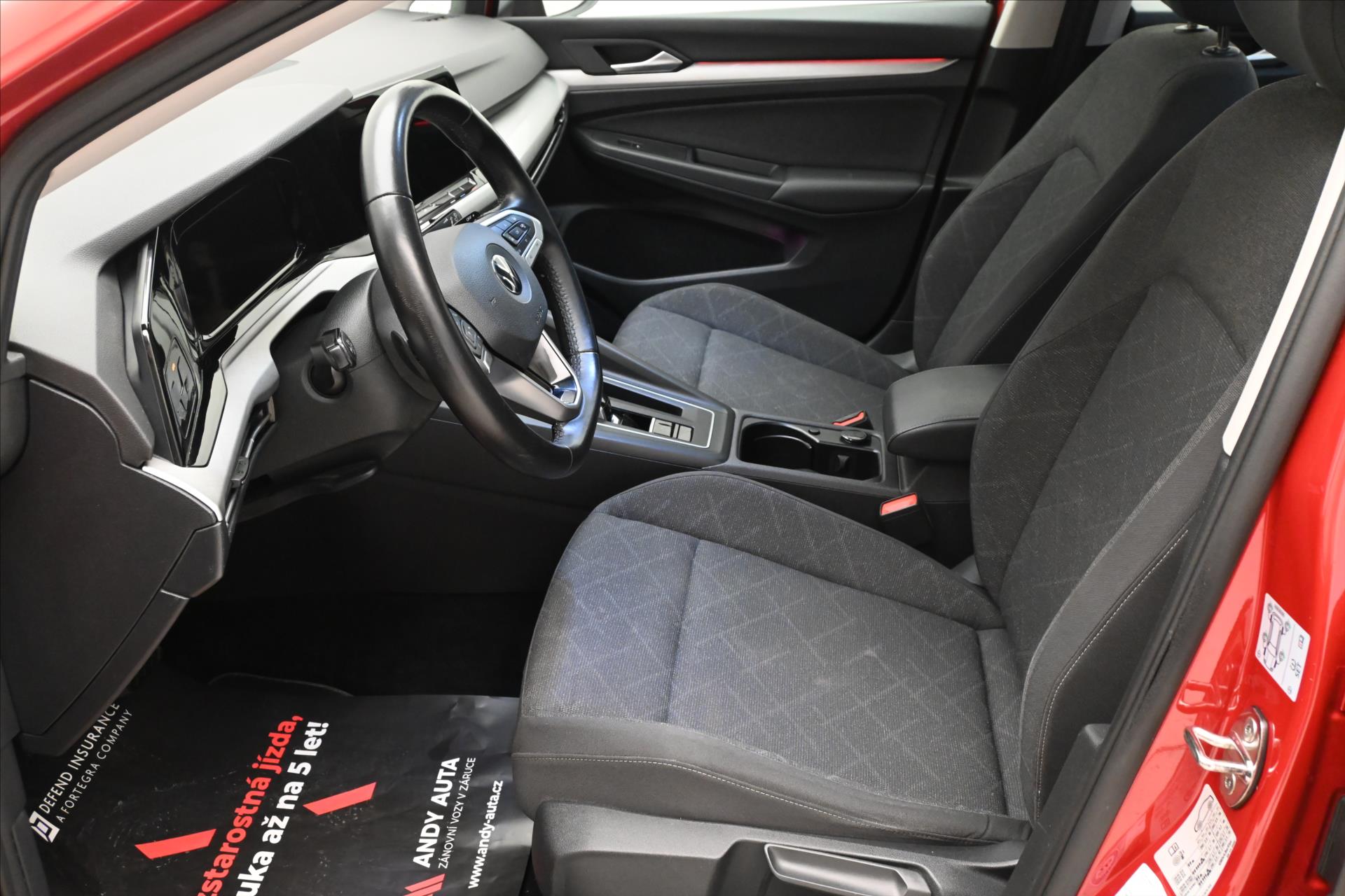 Hlavní fotografie vozu Volkswagen Golf 2,0 TDI 110 kW DSG Business Záruka až 5 let (13)