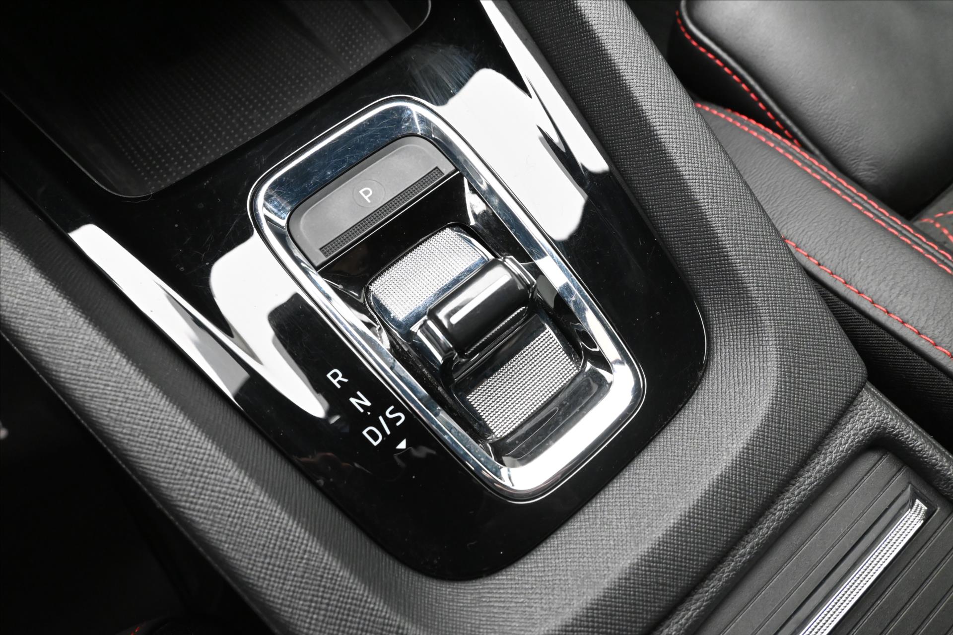 Main photo of the car Skoda Octavia 2.0 TDI 147 KW RS DSG Warranty up to 5 years (21)