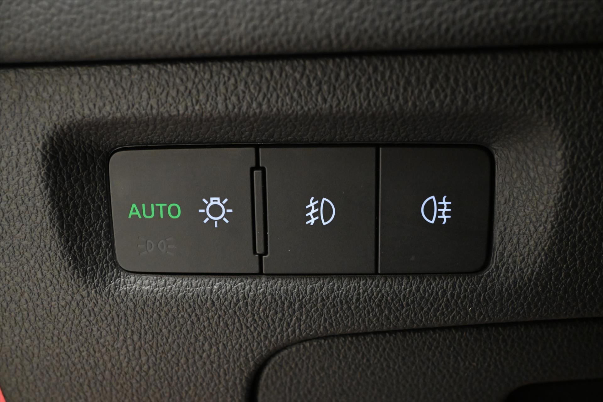 Hlavní fotografie vozu Škoda Octavia 2,0 TDI 147 KW RS DSG Záruka až 5 let (25)