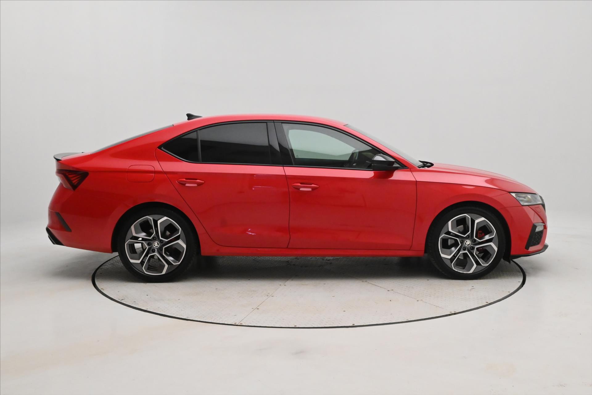 Main photo of the car Skoda Octavia 2.0 TDI 147 KW RS DSG Warranty up to 5 years (4)
