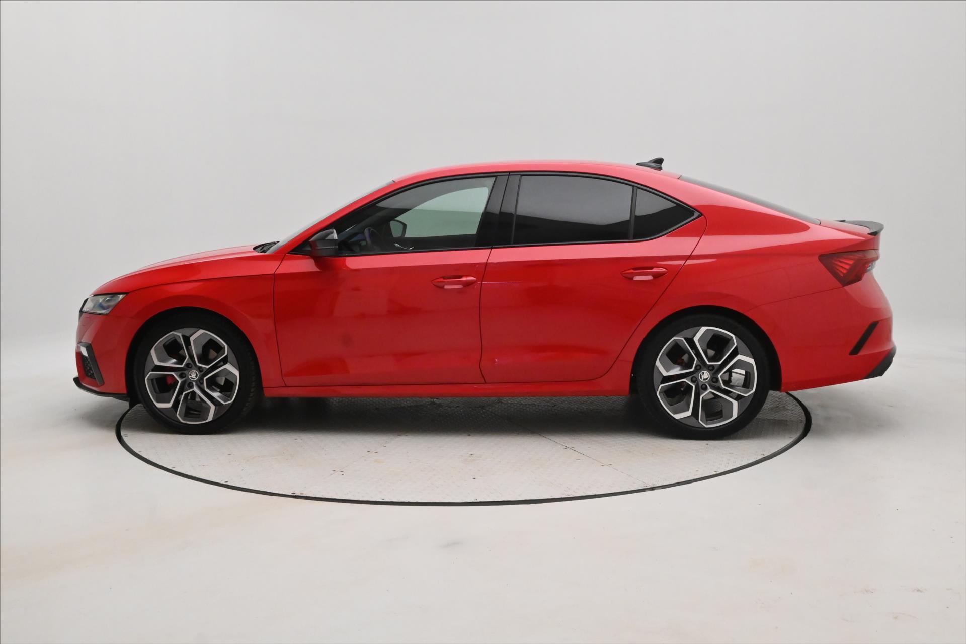 Hlavní fotografie vozu Škoda Octavia 2,0 TDI 147 KW RS DSG Záruka až 5 let (8)