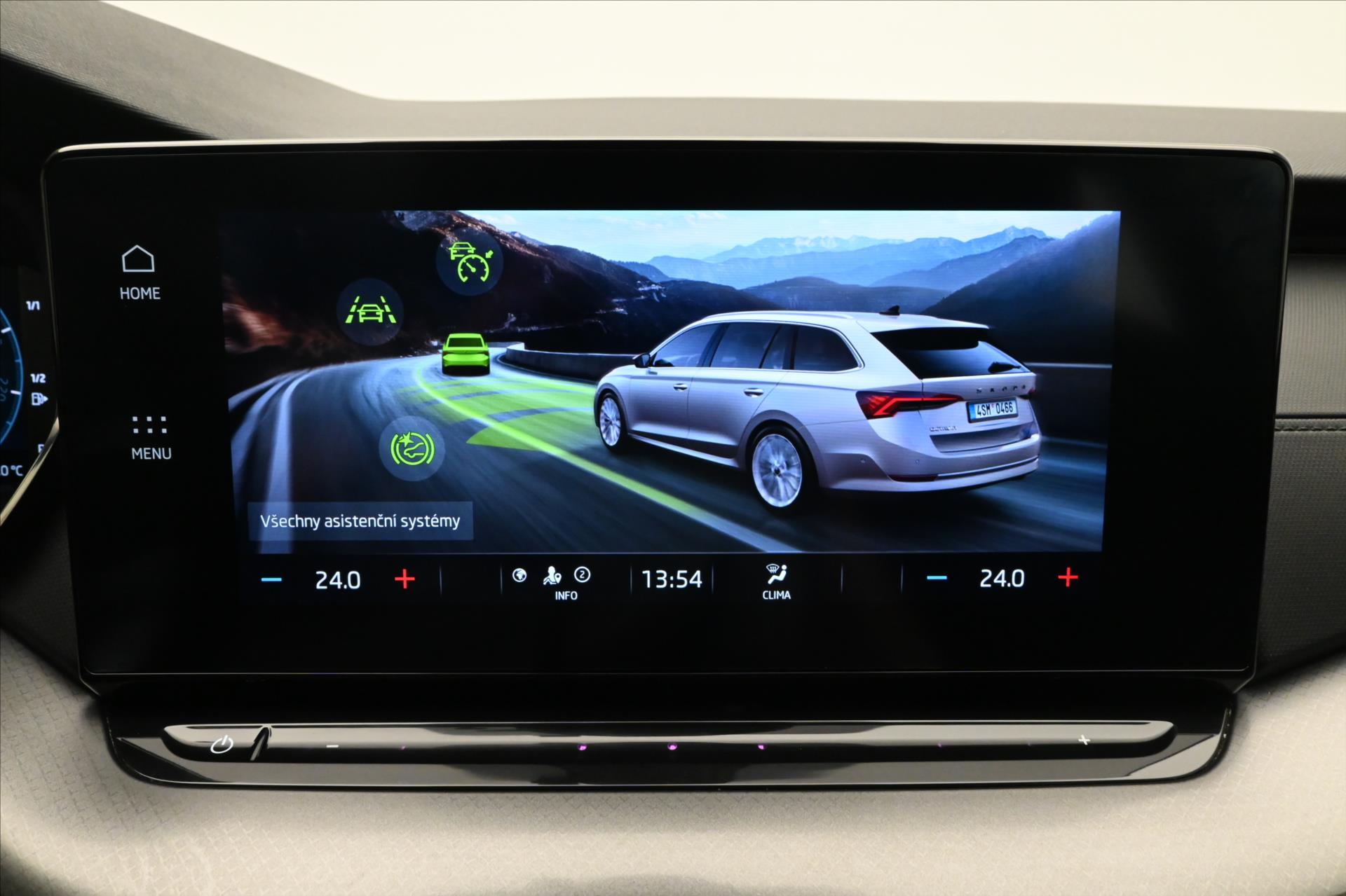 Hlavní fotografie vozu Škoda Octavia 2,0 TDI 110kW DSG Ambition Záruka až 5 let (19)