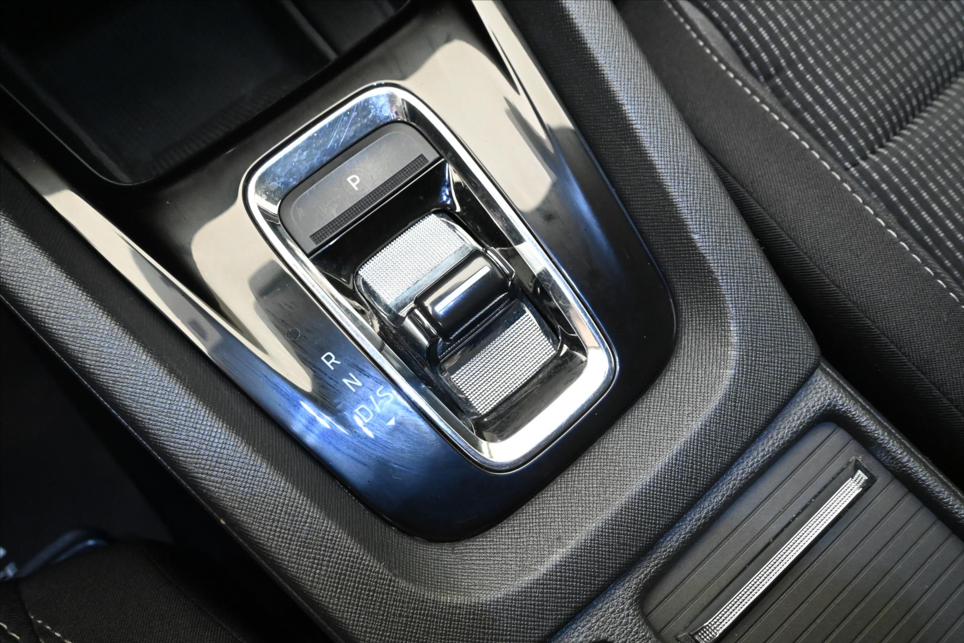 Hlavní fotografie vozu Škoda Octavia 2,0 TDI 110kW DSG Ambition Záruka až 5 let (22)