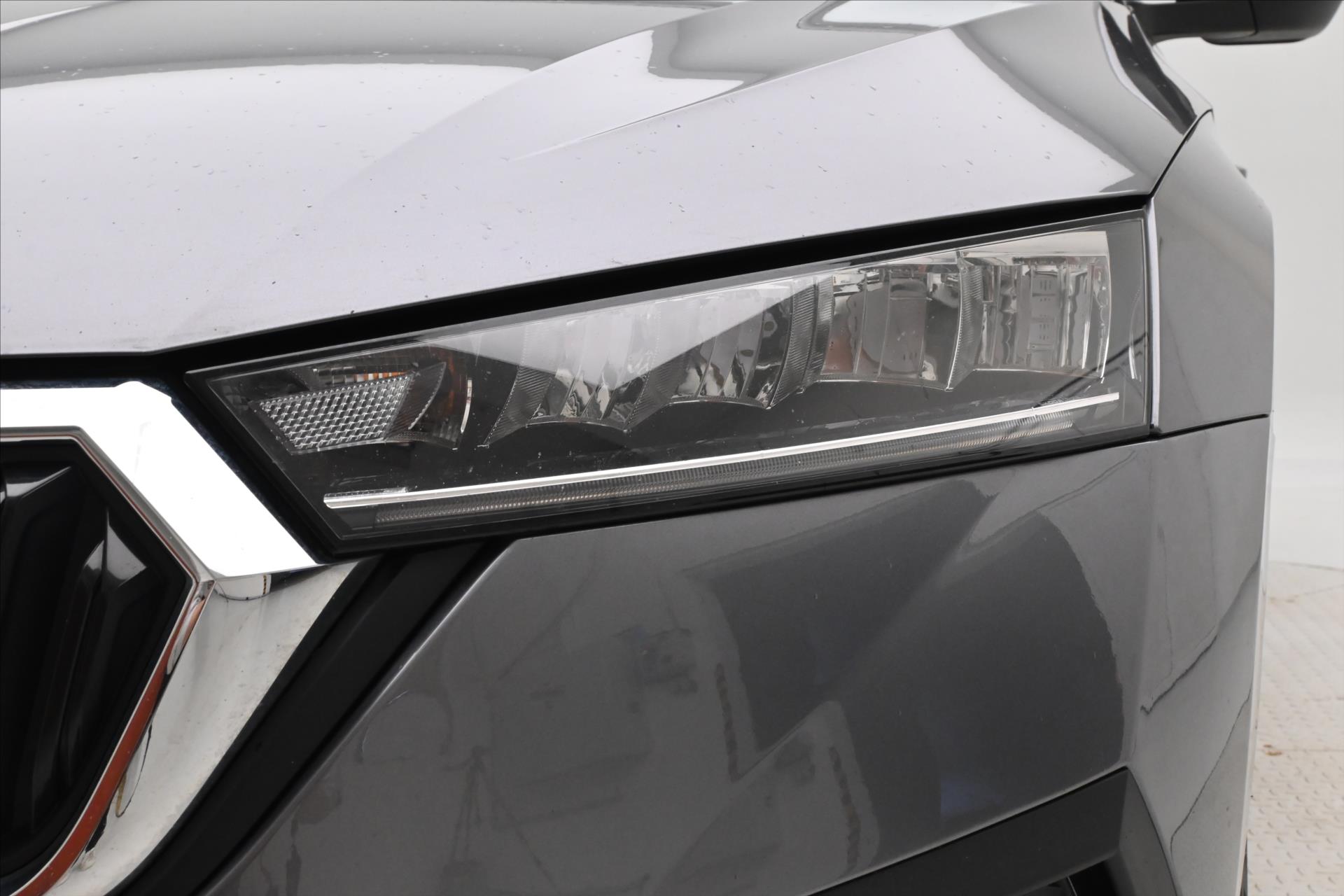 Hlavní fotografie vozu Škoda Octavia 2,0 TDI 110kW DSG Ambition Záruka až 5 let (28)