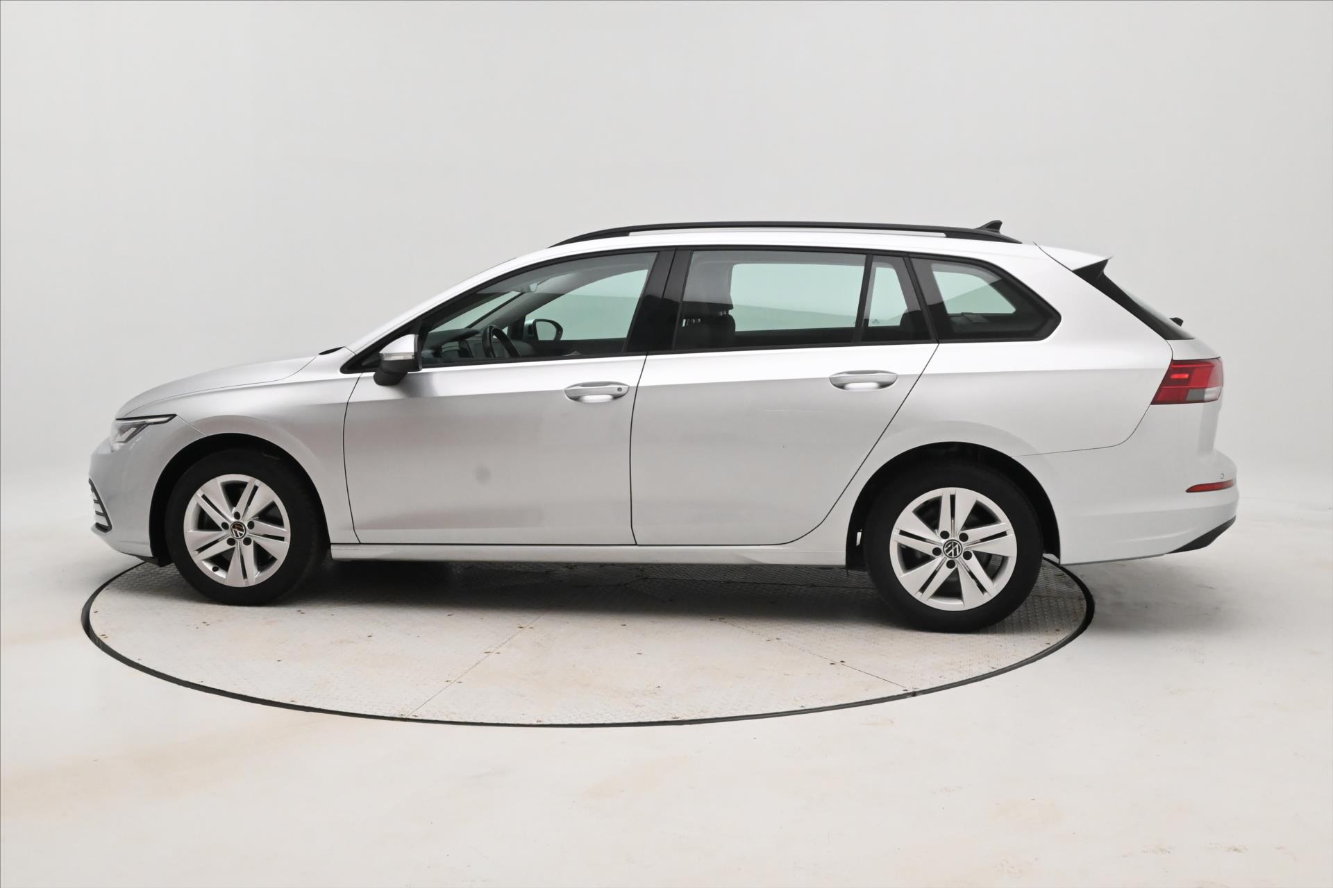 Hlavní fotografie vozu Volkswagen Golf 2,0 TDI 85 kW DSG Life Záruka až 5 let (8)