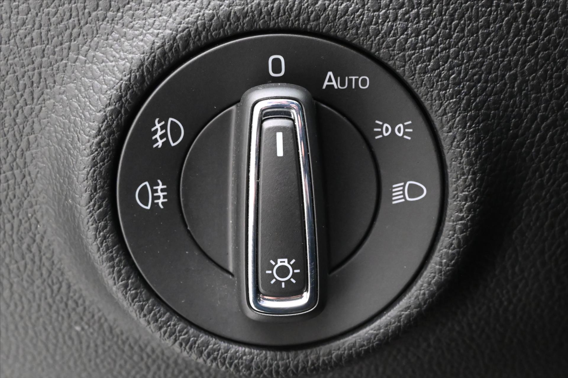 Hlavní fotografie vozu Škoda Superb 2,0 TDI 110 kW Style Záruka až 5 let (27)