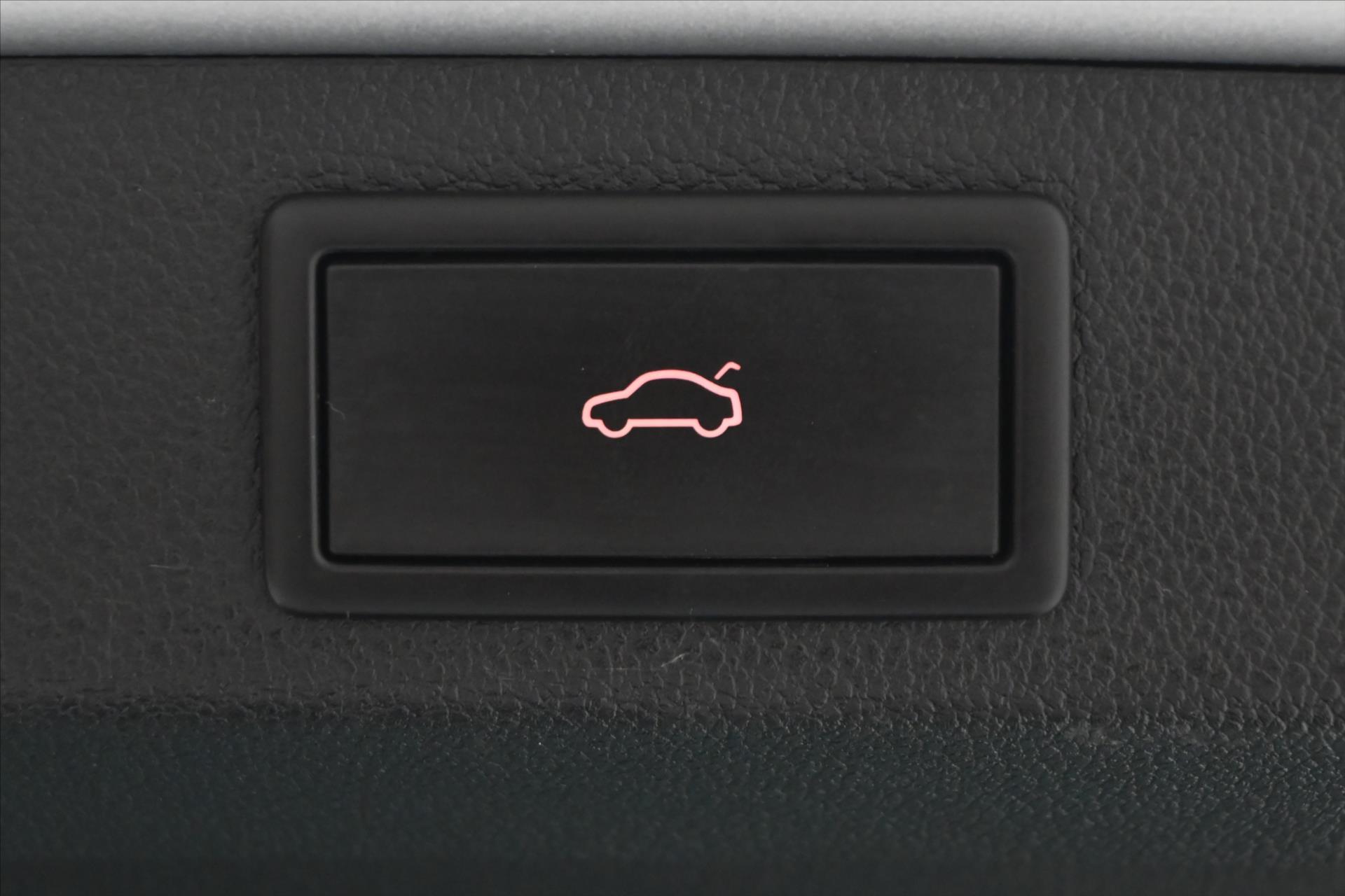 Hlavní fotografie vozu Škoda Superb 2,0 TDI 110 kW Style Záruka až 5 let (28)