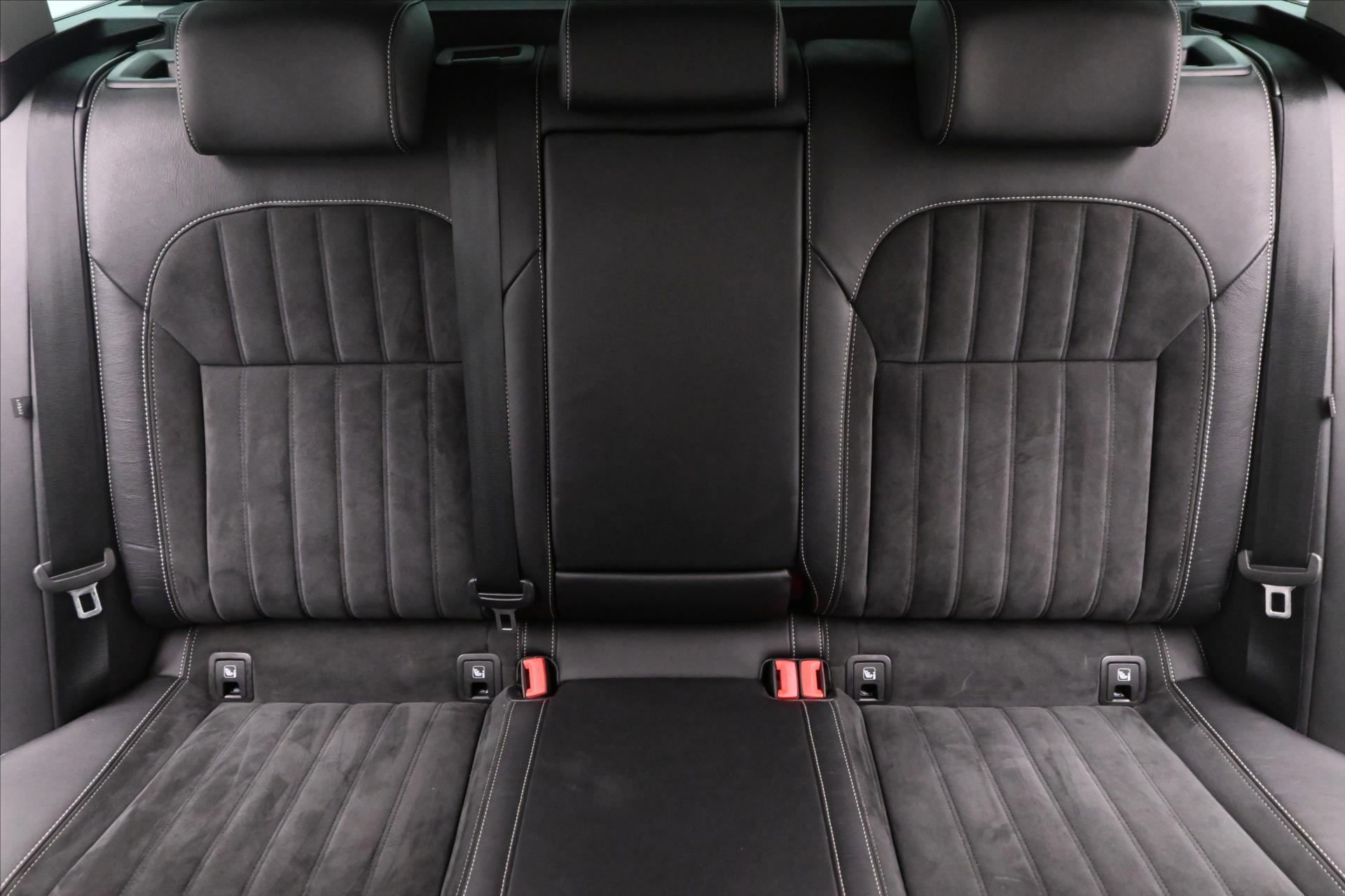 Hlavní fotografie vozu Škoda Superb 2,0 TDI 110 kW Style Záruka až 5 let (29)