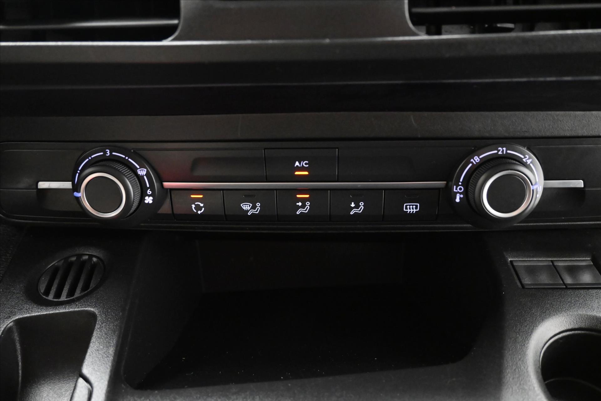 Hlavní fotografie vozu Peugeot Rifter 1,5 BlueHDI 75 kW Active Záruka až 5 let (20)