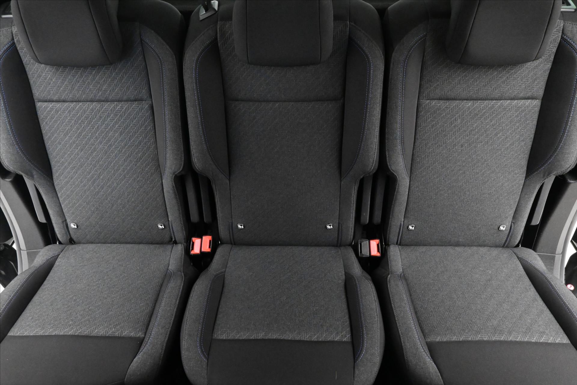 Hlavní fotografie vozu Peugeot Rifter 1,5 BlueHDI 75 kW Active Záruka až 5 let (26)