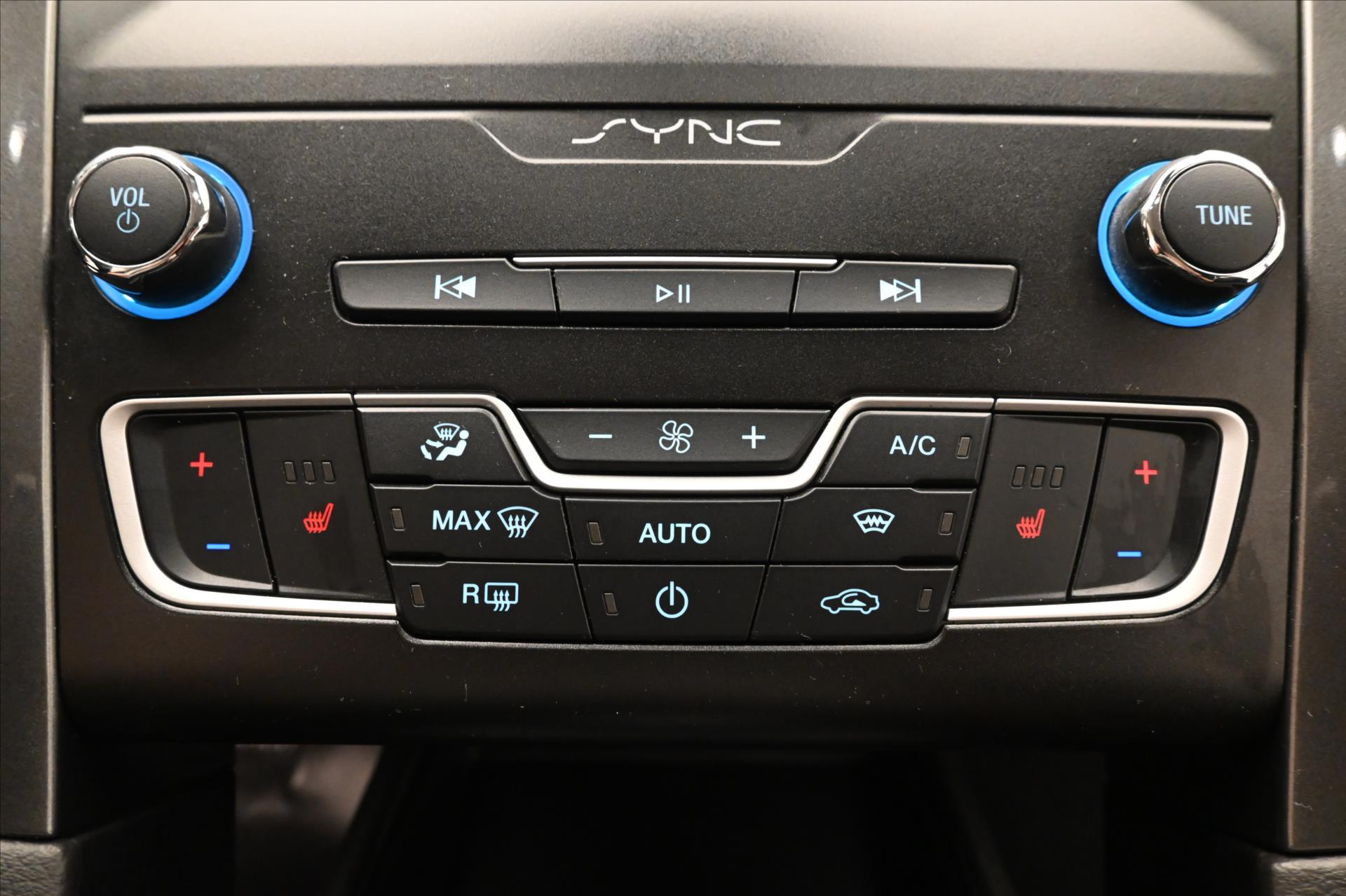 Main photo of the car Ford Mondeo 2.0 EcoBlue 140kW AT8 Titanium Warranty up to 5 years (21)