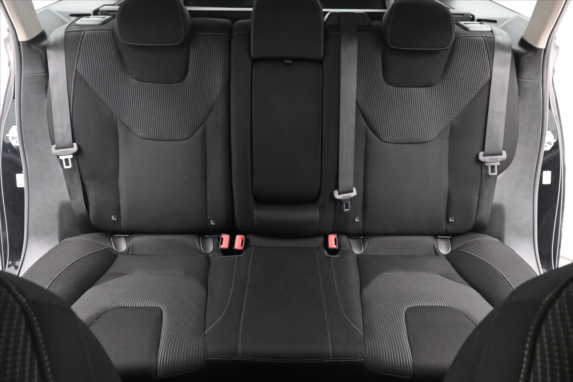 Main photo of the car Ford Mondeo 2.0 EcoBlue 140kW AT8 Titanium Warranty up to 5 years (27)