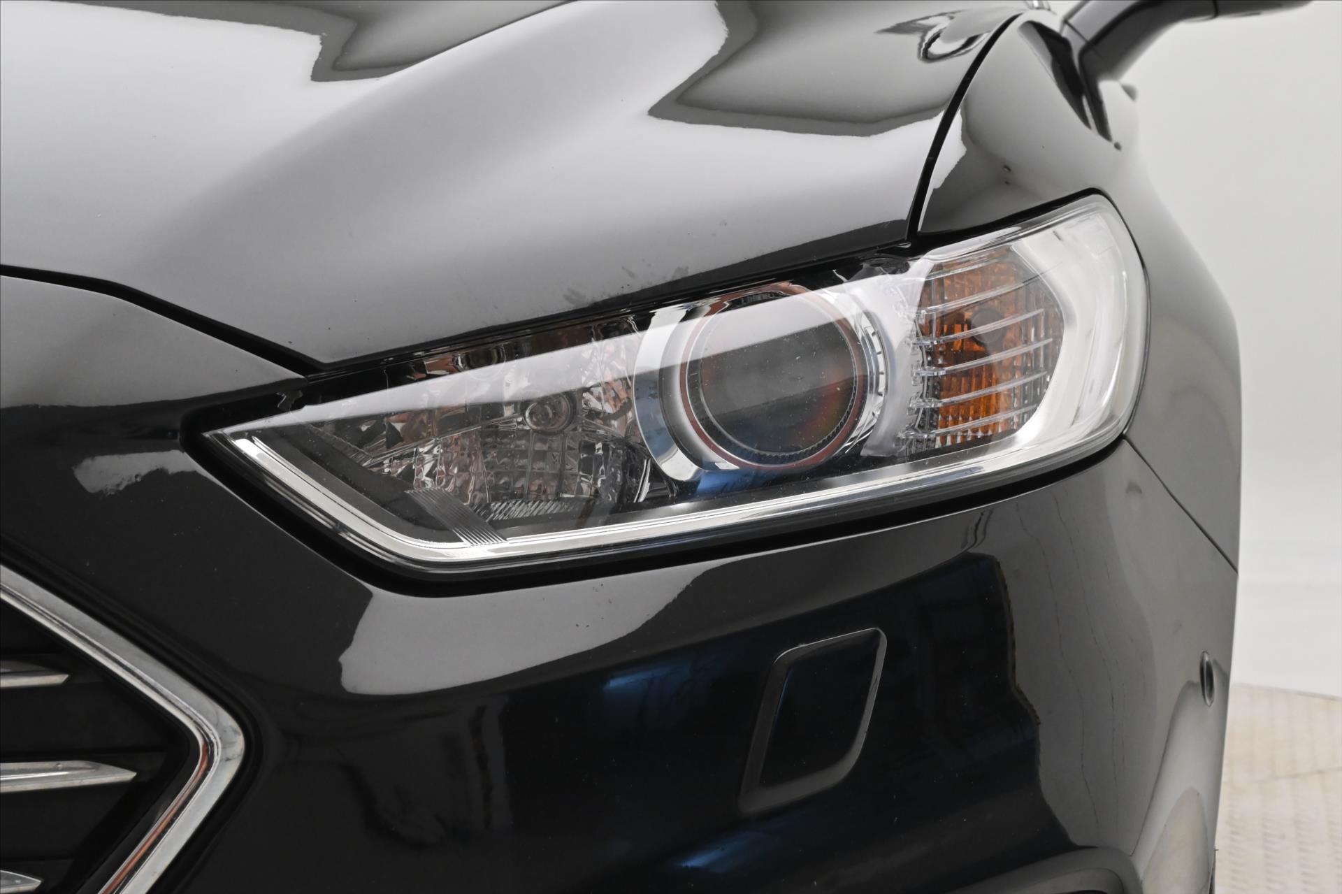 Main photo of the car Ford Mondeo 2.0 EcoBlue 140kW AT8 Titanium Warranty up to 5 years (29)