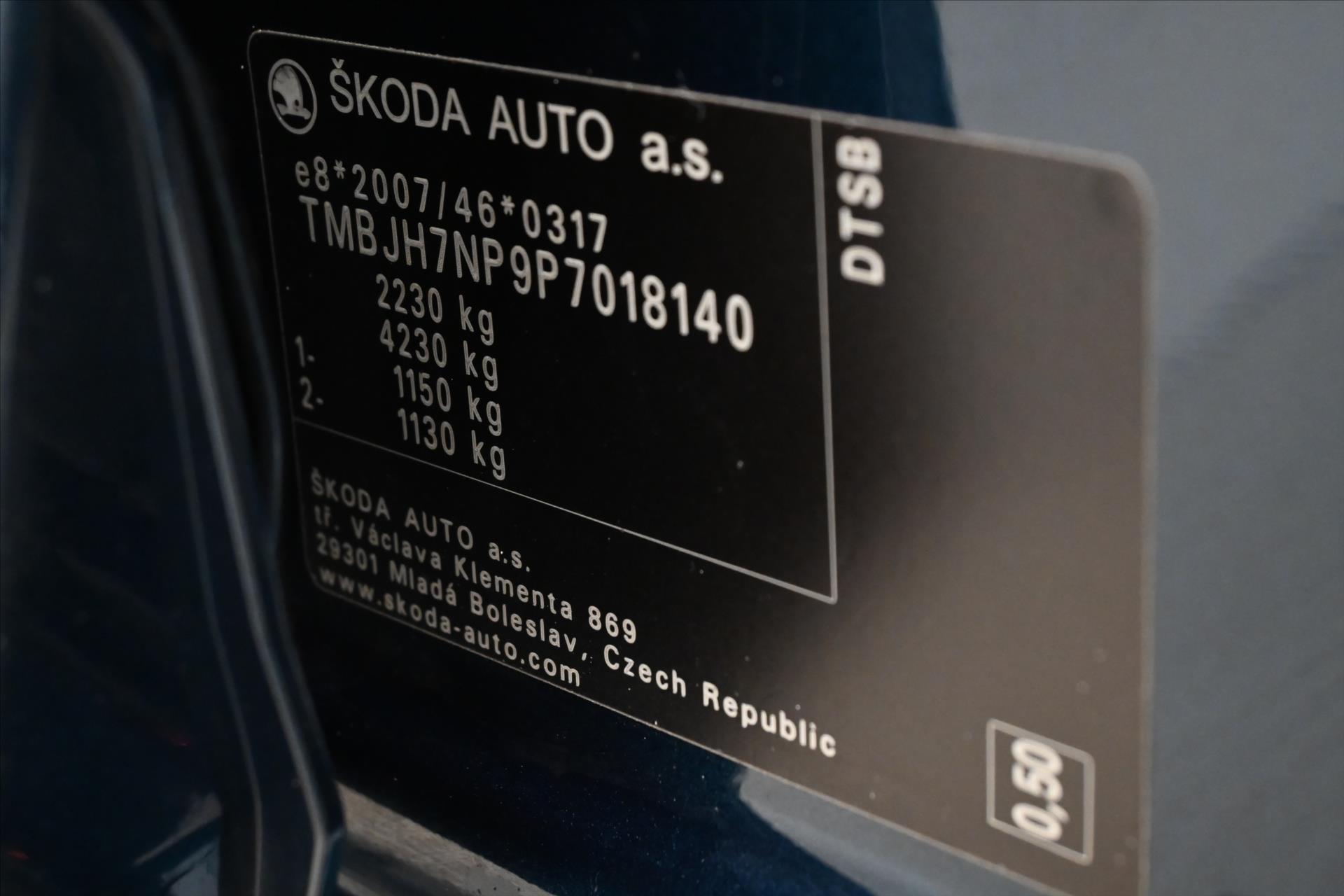 Hlavní fotografie vozu Škoda Superb 2,0 TDI 110kW DSG Style Záruka až 5 let (12)