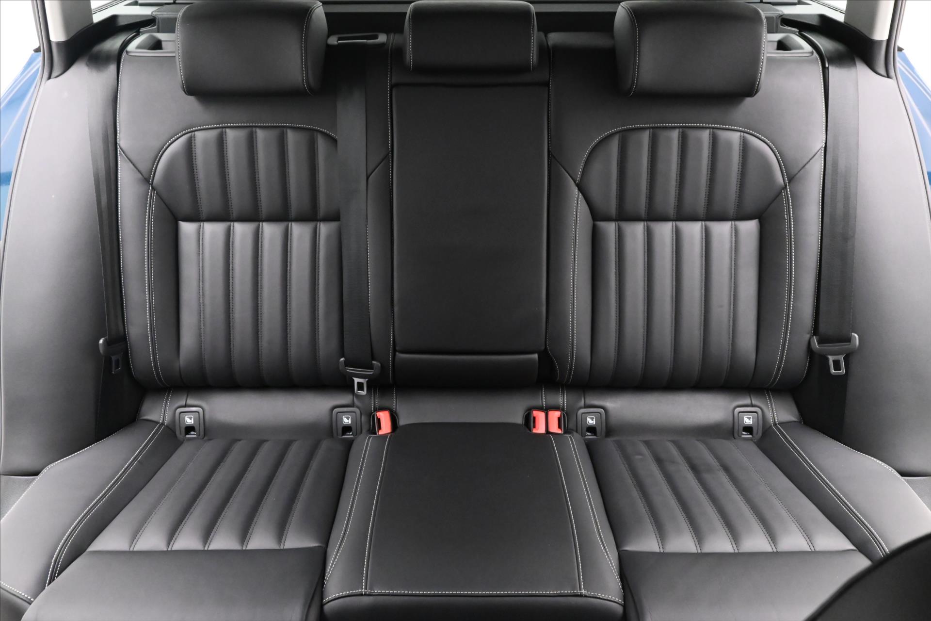 Hlavní fotografie vozu Škoda Superb 2,0 TDI 110kW DSG Style Záruka až 5 let (29)