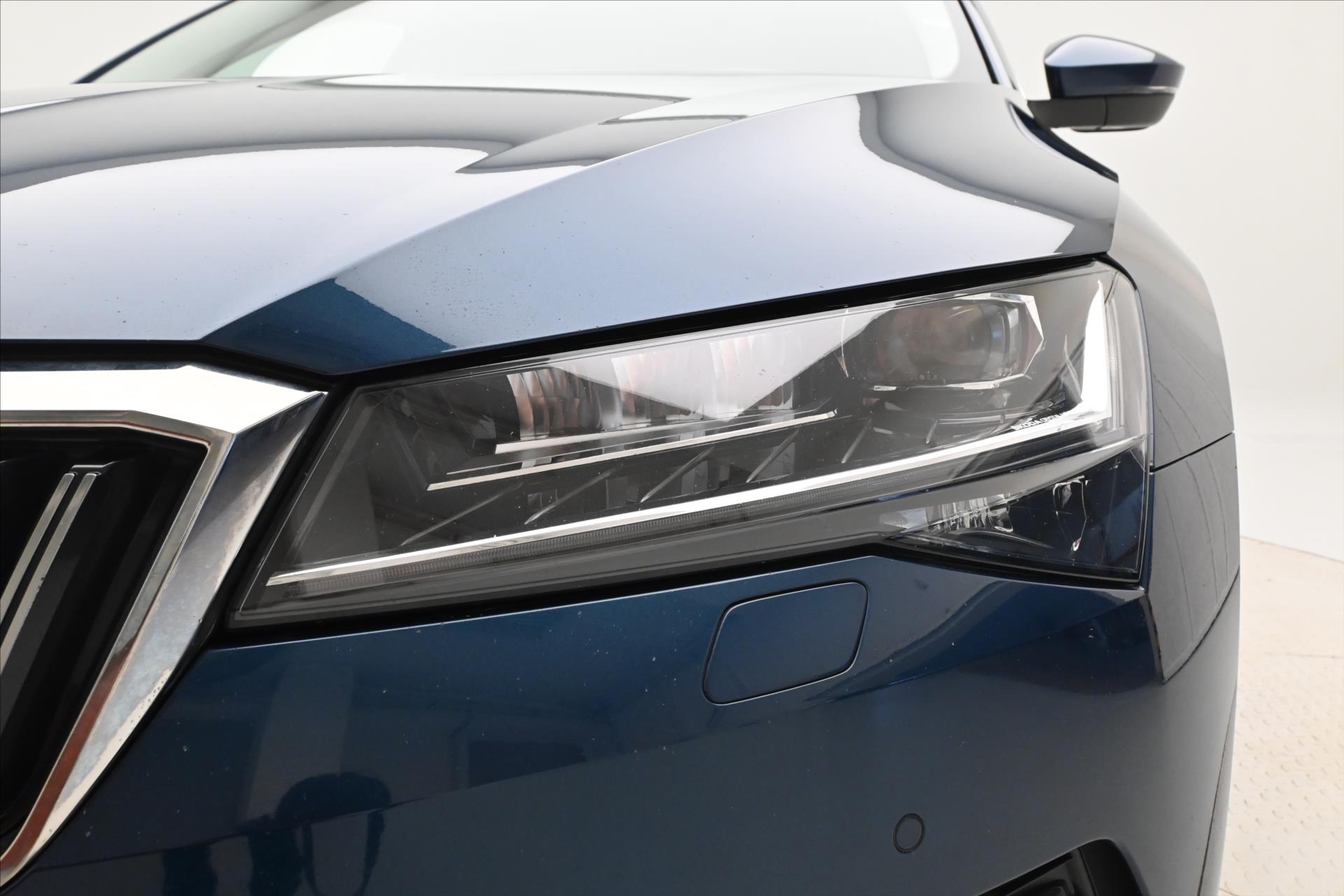 Hlavní fotografie vozu Škoda Superb 2,0 TDI 110kW DSG Style Záruka až 5 let (31)