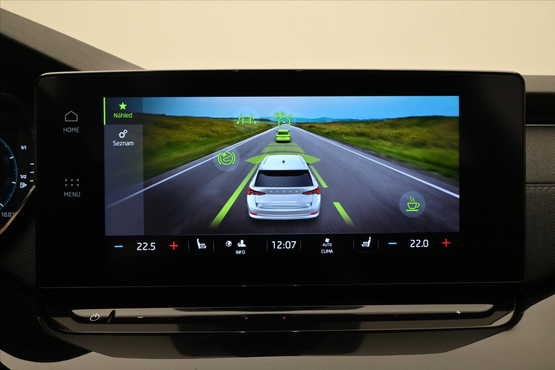 Hlavní fotografie vozu Škoda Octavia 2,0 TDI 110 KW DSG STYLE Záruka až 5 let (20)