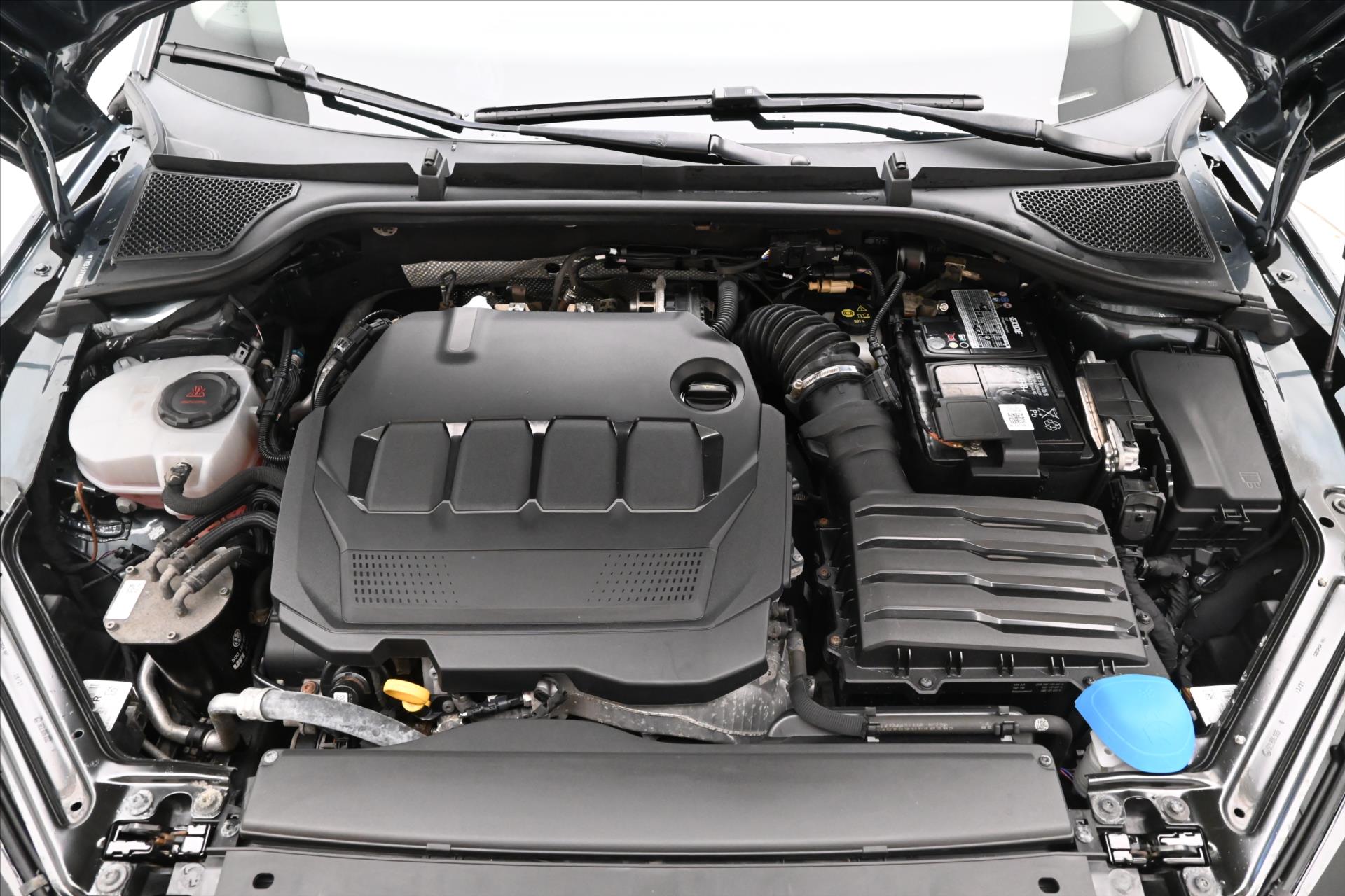 Hlavní fotografie vozu Škoda Octavia 2,0 TDI 110 KW DSG STYLE Záruka až 5 let (9)