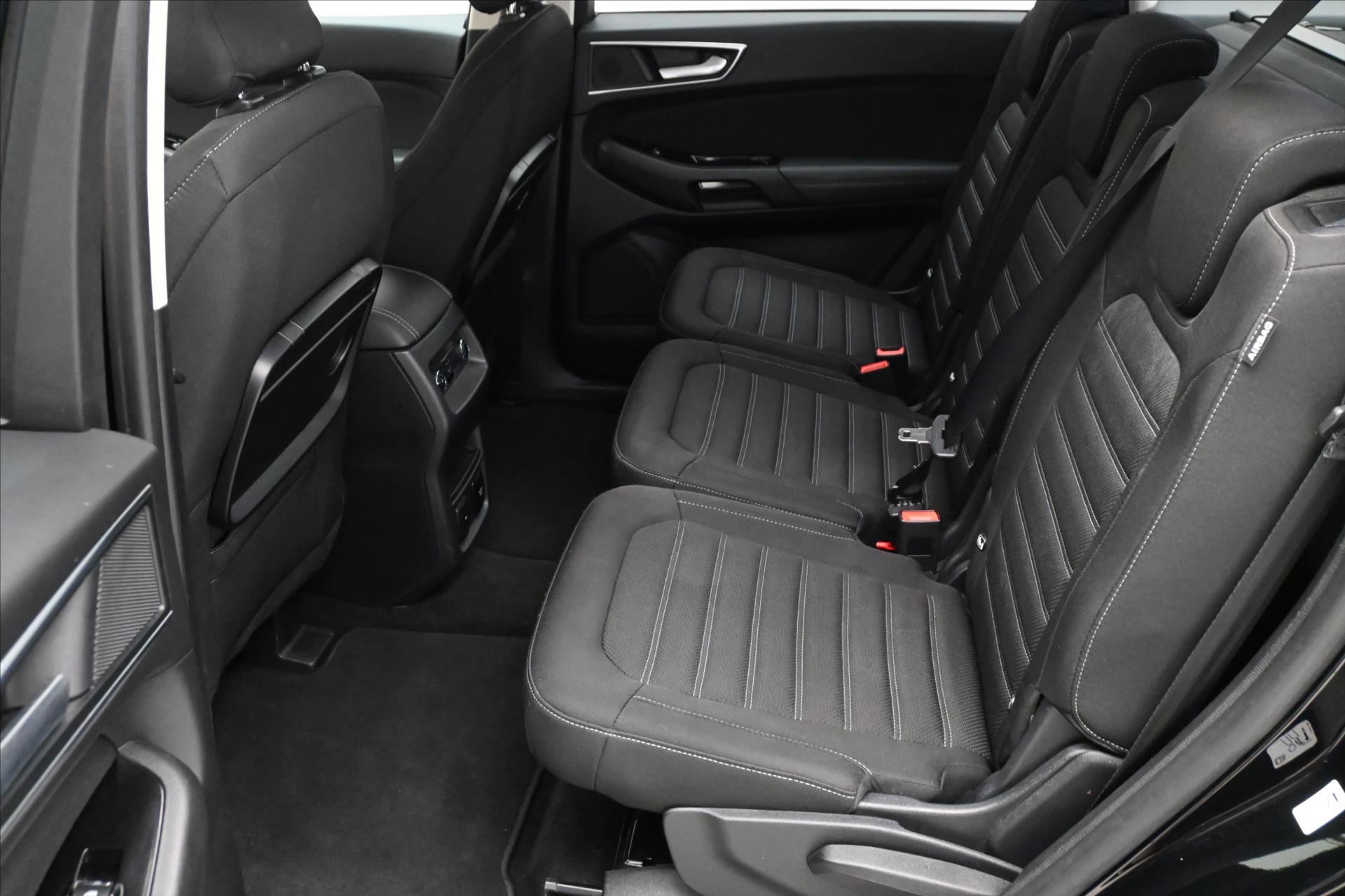 Main photo of the car Ford Galaxy 2.0 EcoBlue 140 kW AT8 Titanium 7 seats Warranty up to 5 years (15)