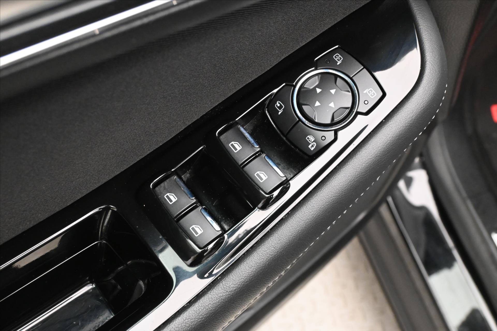 Main photo of the car Ford Galaxy 2.0 EcoBlue 140 kW AT8 Titanium 7 seats Warranty up to 5 years (26)