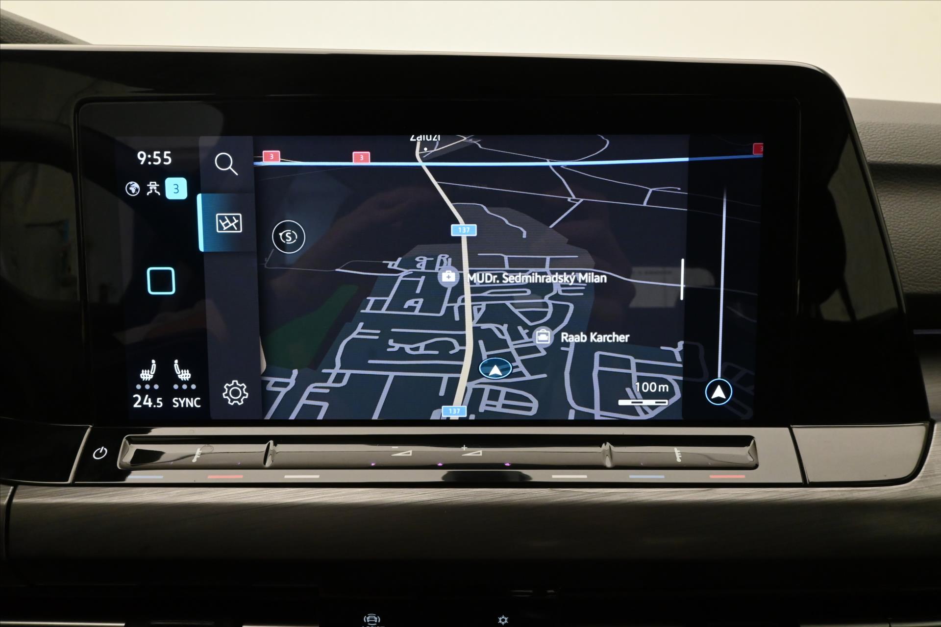 Hlavní fotografie vozu Volkswagen Golf 2,0 TDI 110KW DSG STYLE Záruka až 5 let (19)