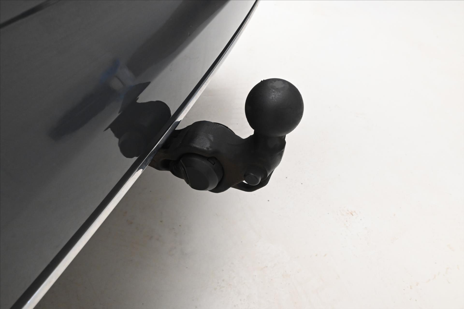 Hlavní fotografie vozu Volkswagen Golf 2,0 TDI 110KW DSG STYLE Záruka až 5 let (28)