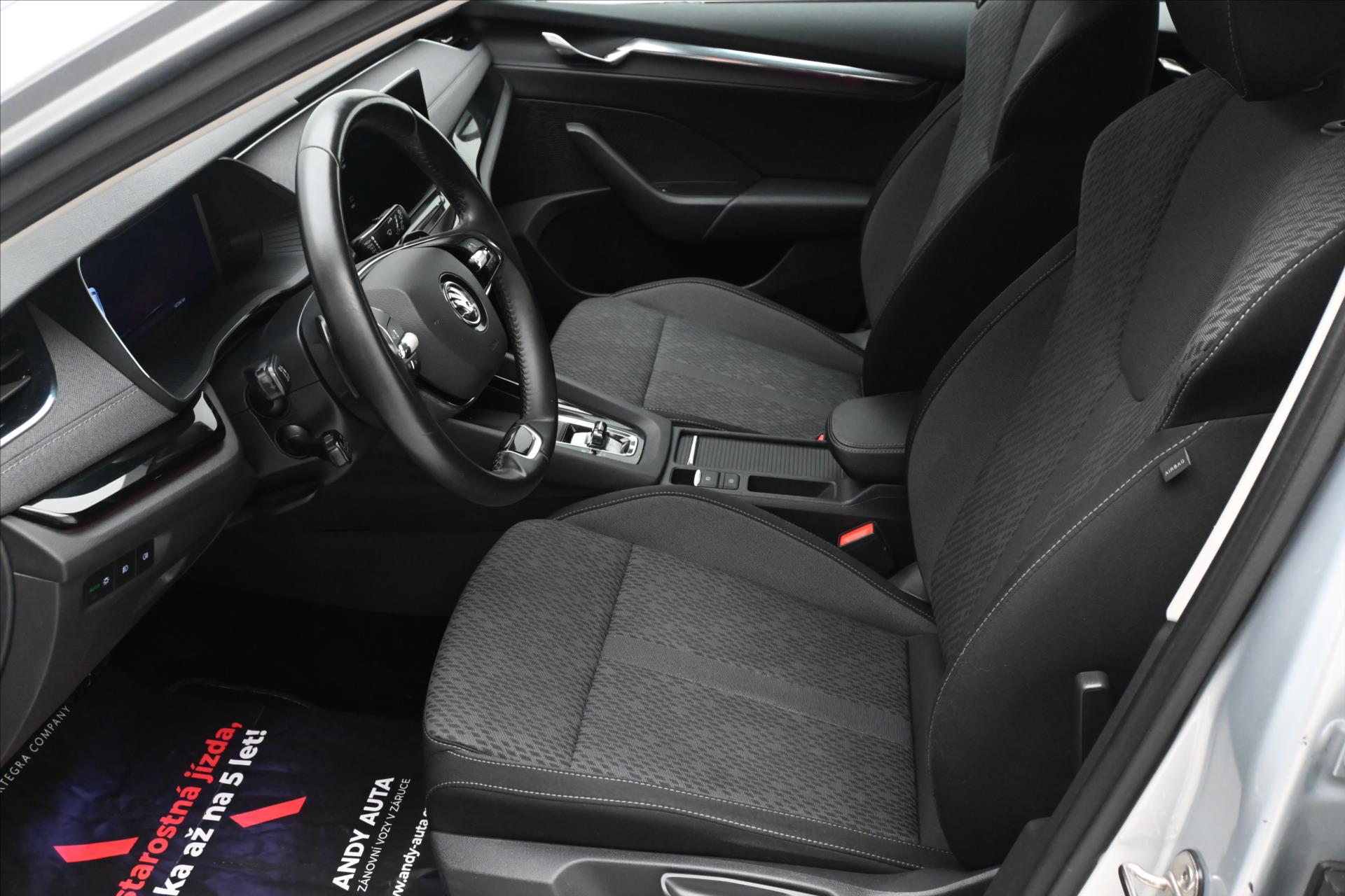 Main photo of the car Skoda Octavia 2.0 TDI 110kW DSG Style Warranty up to 5 years (13)