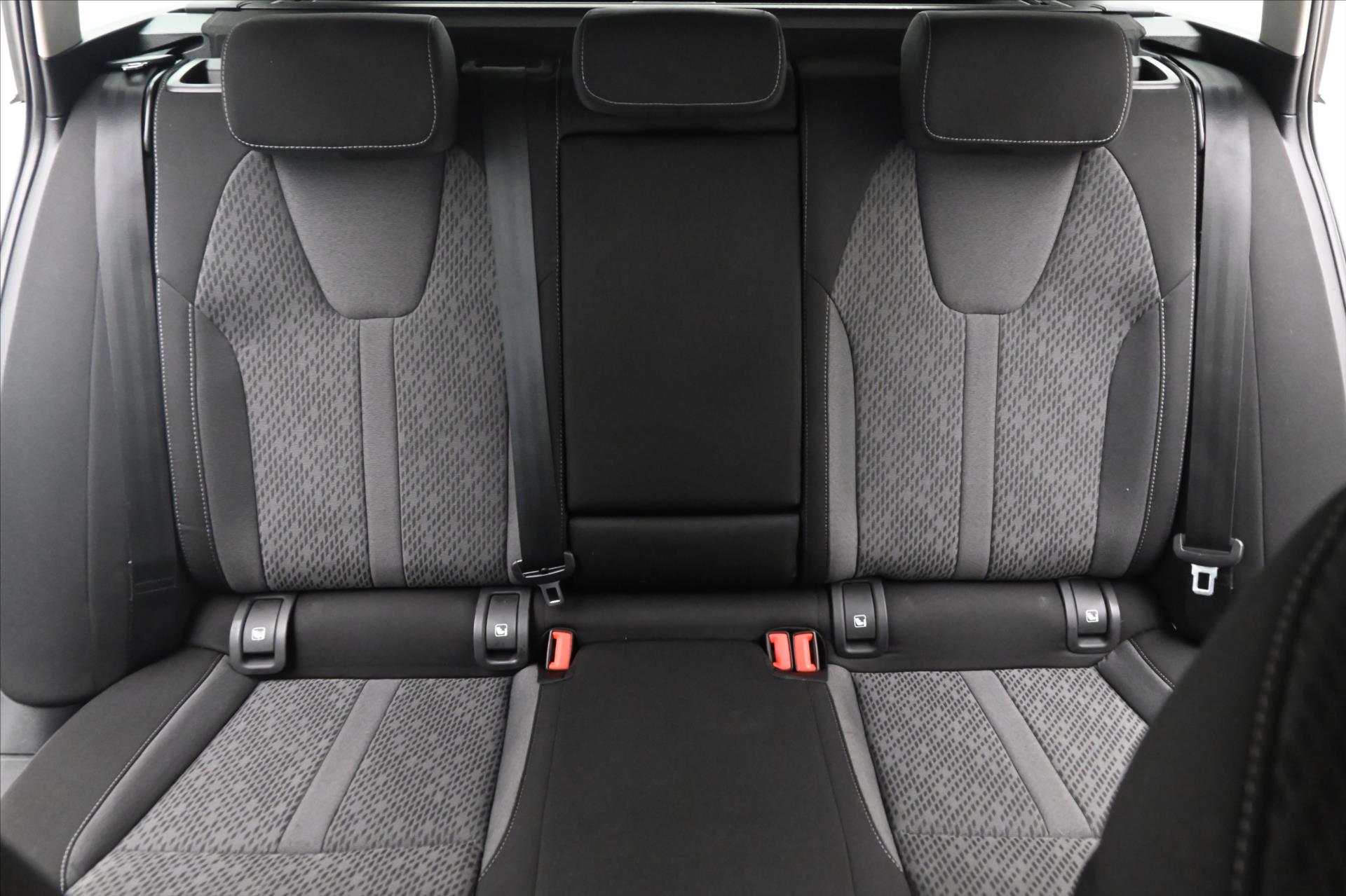 Main photo of the car Skoda Octavia 2.0 TDI 110kW DSG Style Warranty up to 5 years (28)