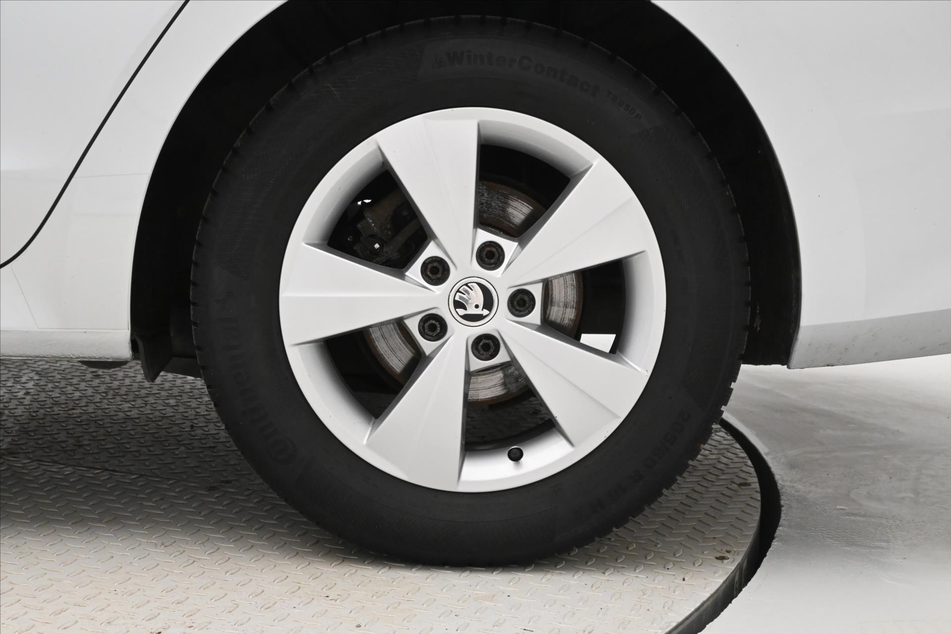 Main photo of the car Skoda Octavia 2.0 TDI 110kW DSG Style Warranty up to 5 years (32)