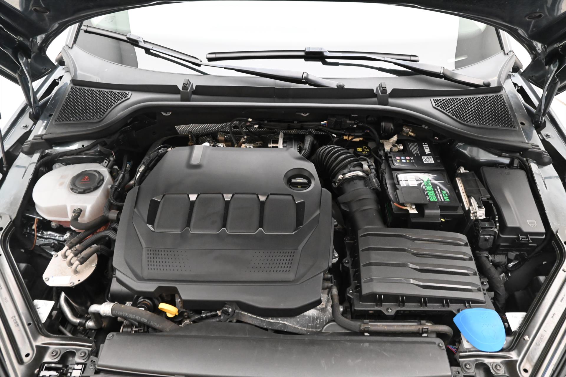 Hlavní fotografie vozu Škoda Octavia 2,0 TDI 110 kW DSG Style Záruka až 5 let (9)