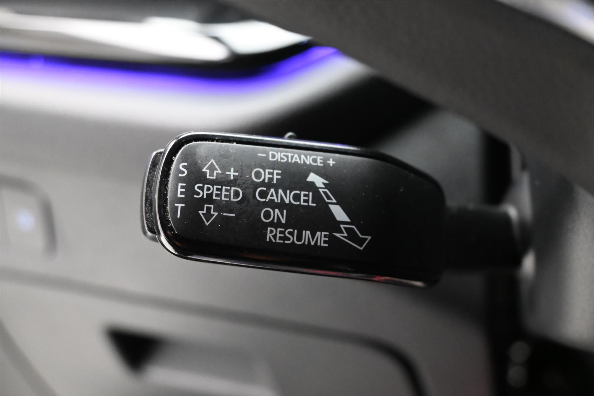 Hlavní fotografie vozu Škoda Octavia 2,0 TDI 110kW DSG Style Záruka až 5 let (24)