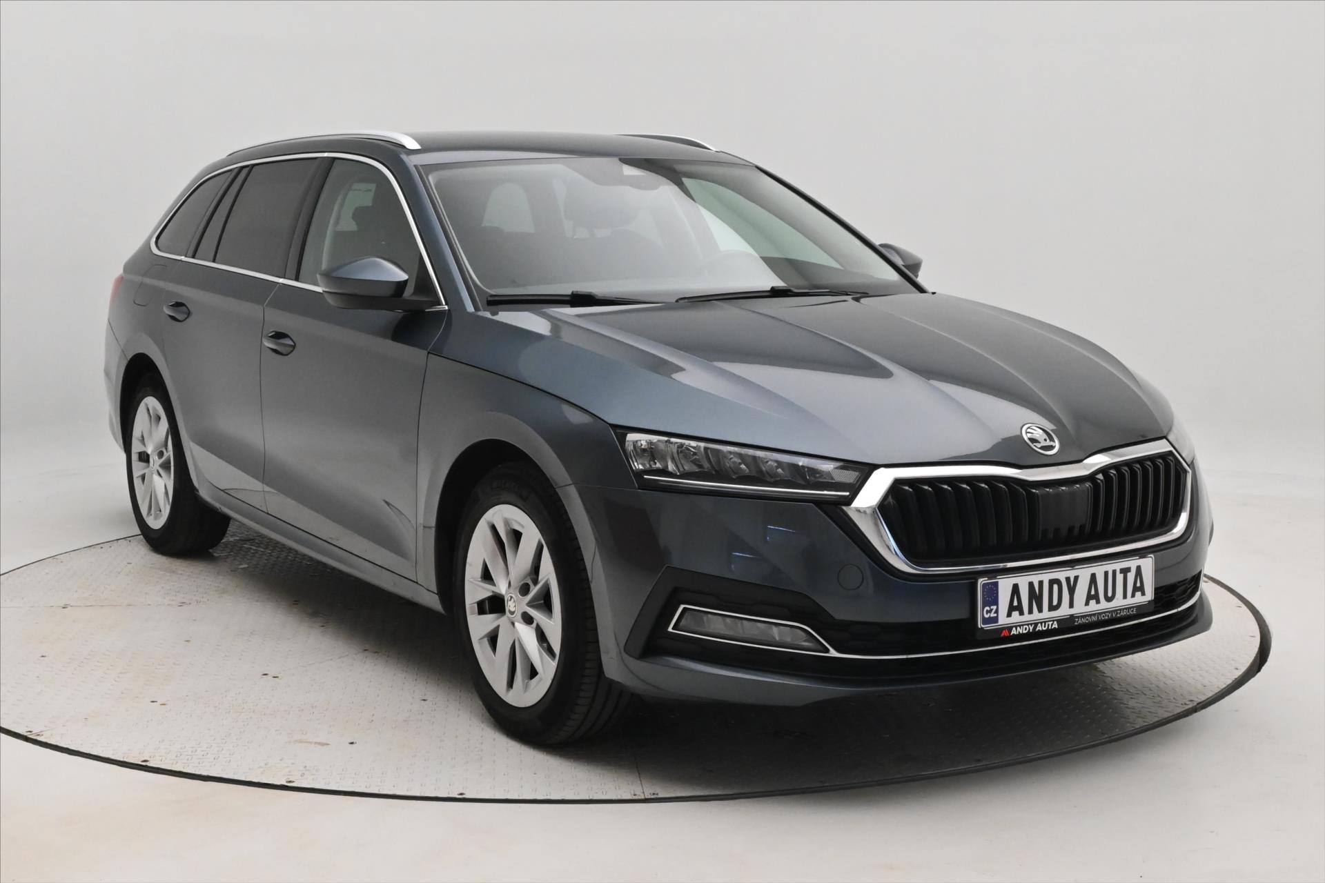 Hlavní fotografie vozu Škoda Octavia 2,0 TDI 110kW DSG Style Záruka až 5 let (3)