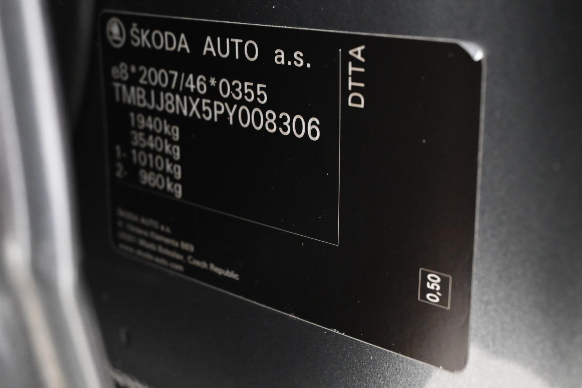 Hlavní fotografie vozu Škoda Octavia 2,0 TDI 110 kW Ambition Záruka až 5 let (12)