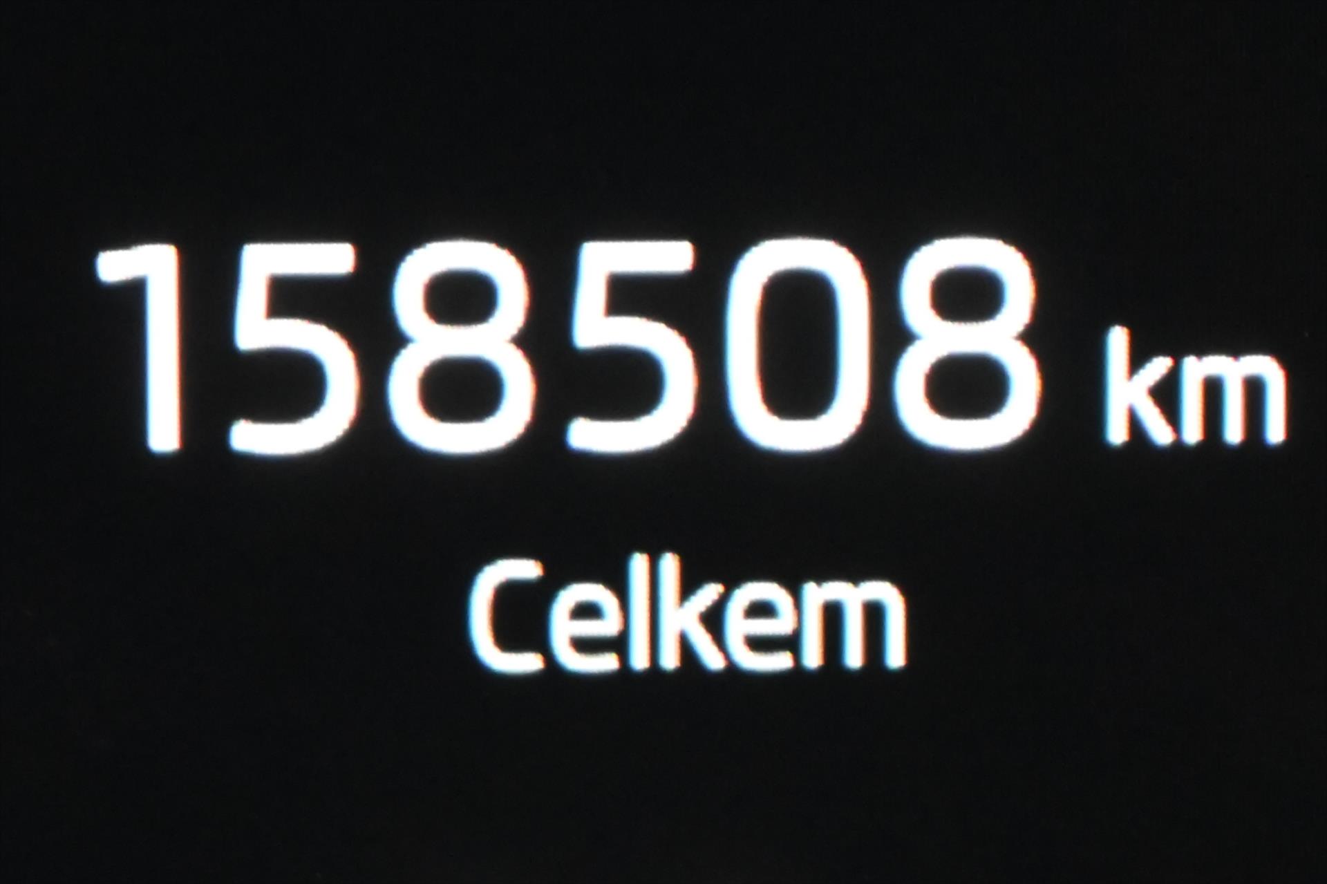 Hlavní fotografie vozu Škoda Octavia 2,0 TDI 110 kW Ambition Záruka až 5 let (17)