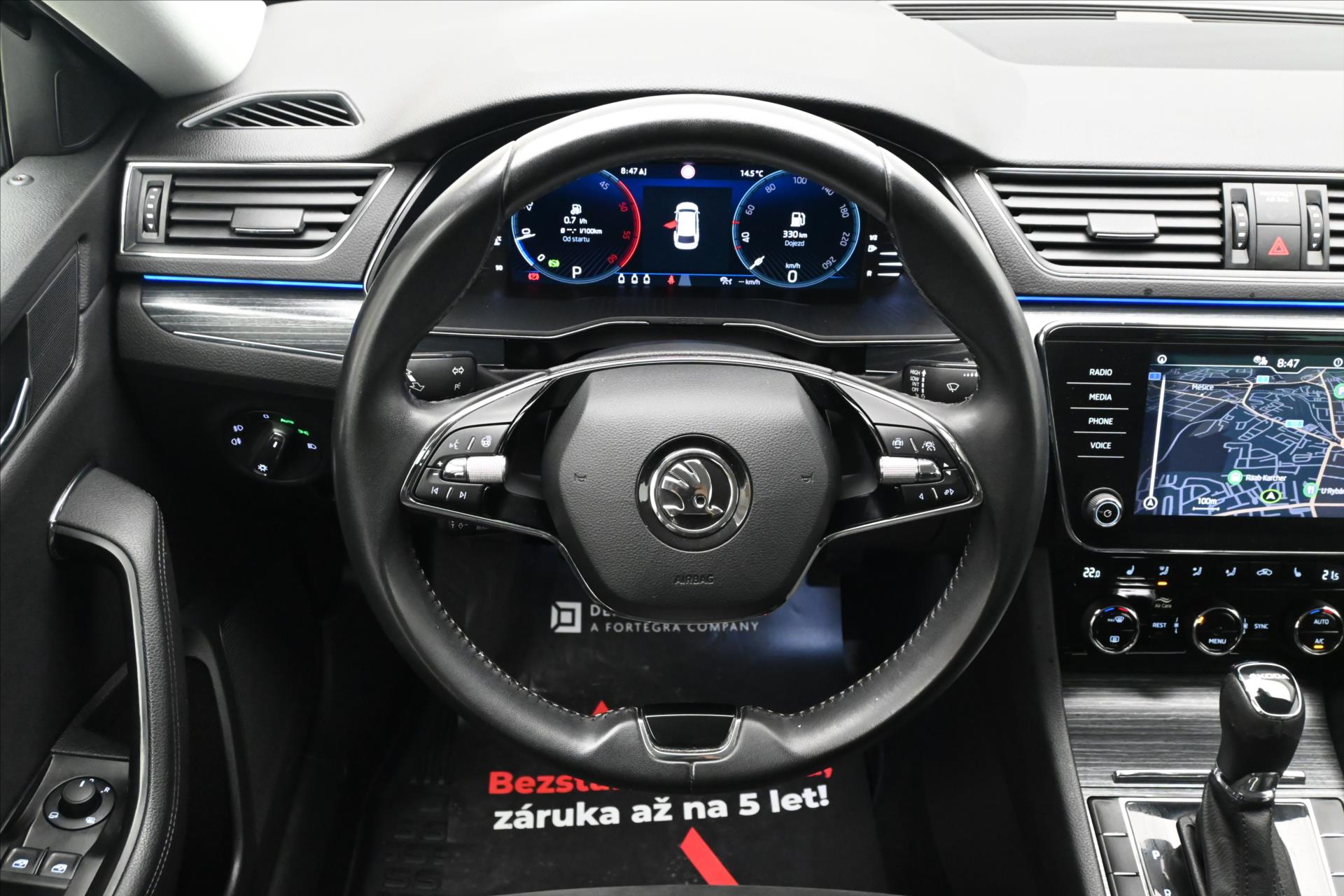 Hlavní fotografie vozu Škoda Superb 2,0 TDI 110KW DSG STYLE Záruka až 5 let (18)