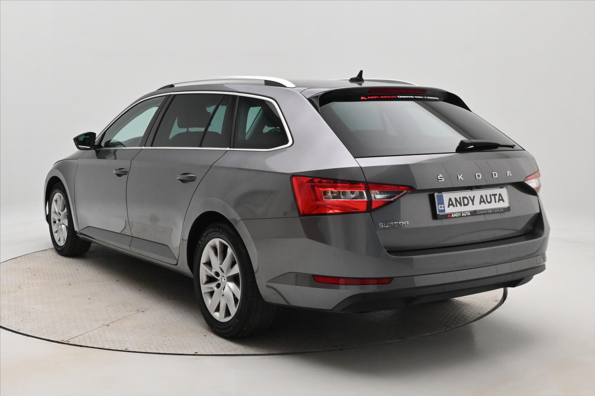 Hlavní fotografie vozu Škoda Superb 2,0 TDI 110KW DSG STYLE Záruka až 5 let (7)