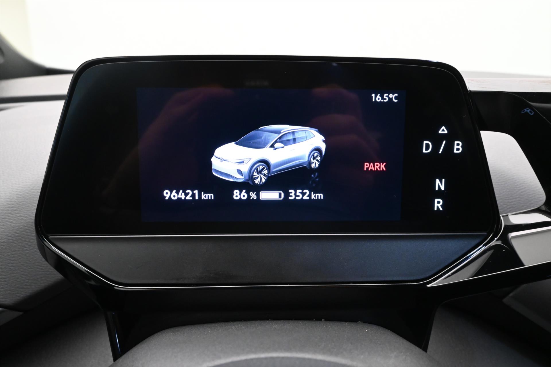 Main photo of the car Volkswagen Id.4 150 kW 77kWh PRO SoH 92% Warranty up to 3 years (16)