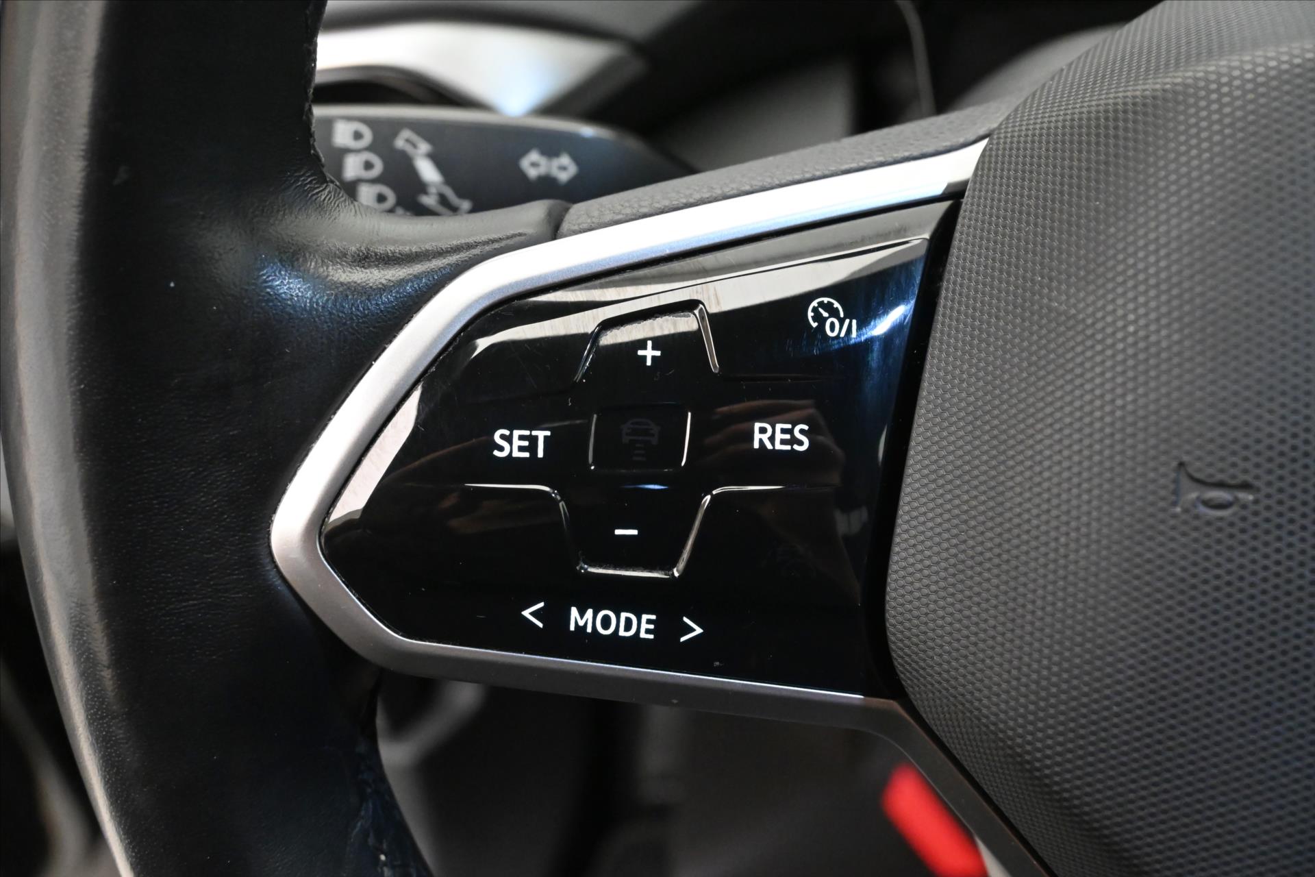 Main photo of the car Volkswagen Id.4 150 kW 77kWh PRO SoH 92% Warranty up to 3 years (22)