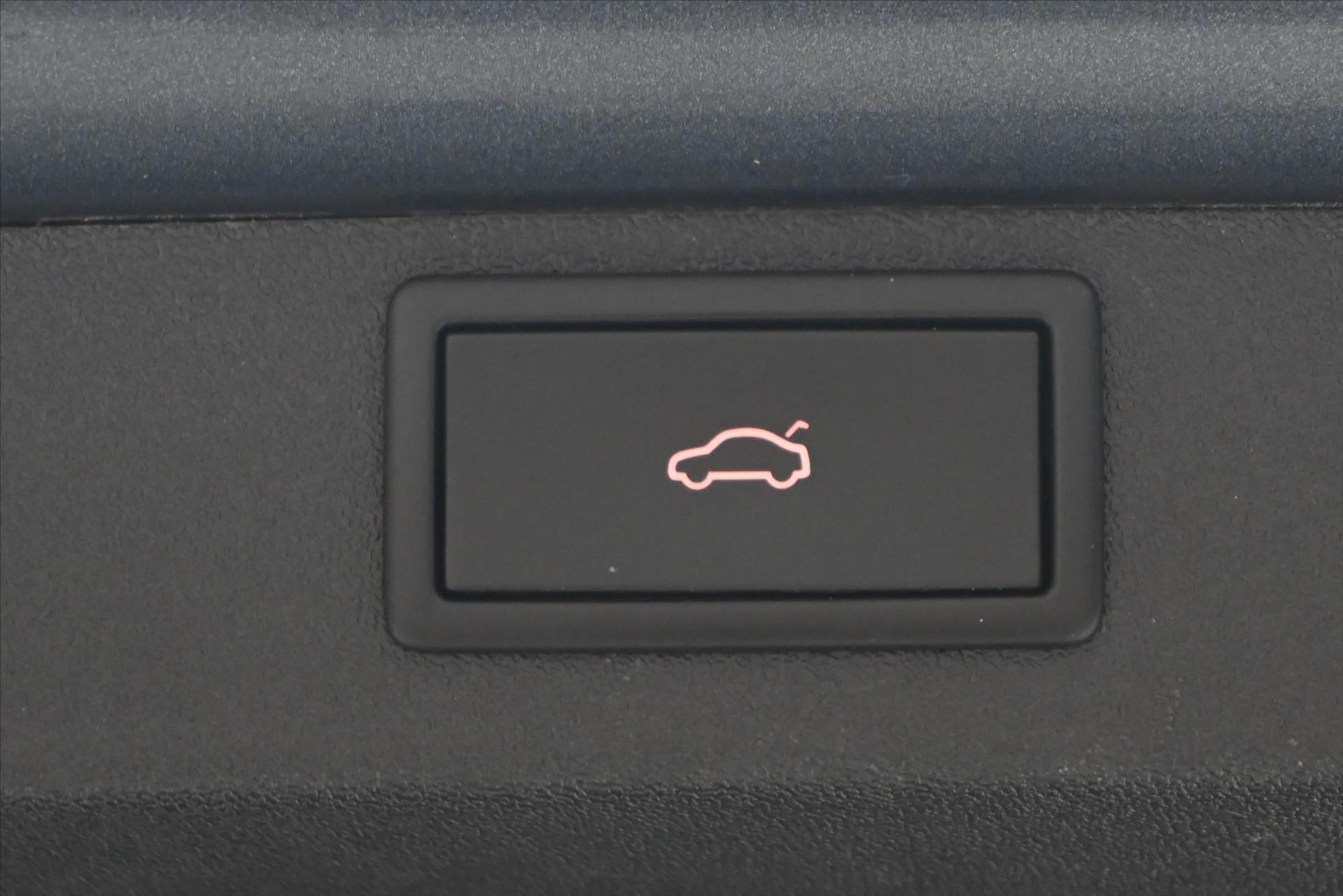 Hlavní fotografie vozu Škoda Enyaq iV 0,0 80 150kW 82kWh SoH 91% VŮZ PŘIPRAVUJEME K PRODEJI (27)