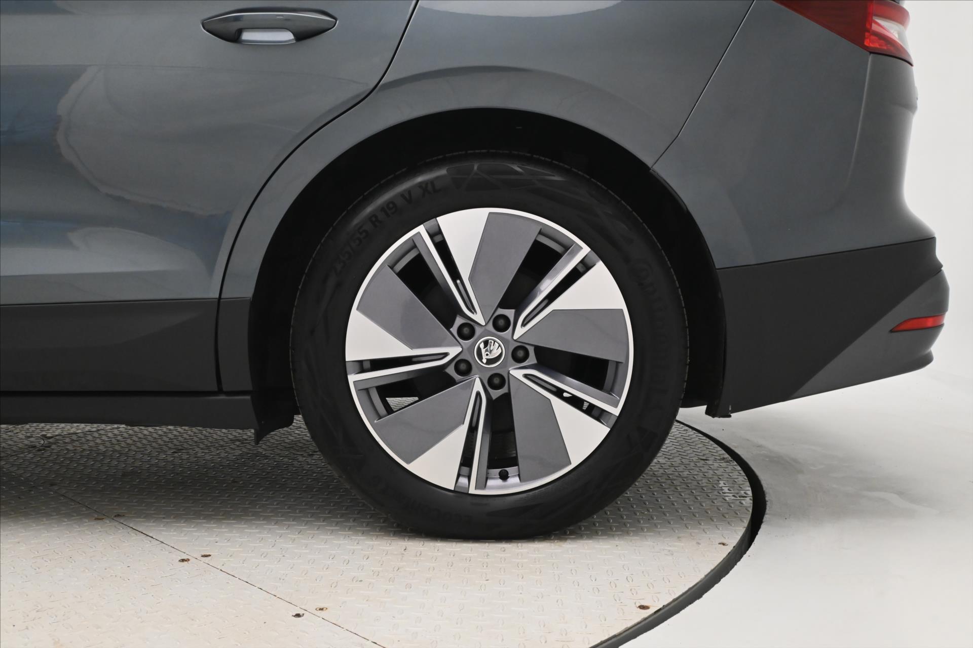 Hlavní fotografie vozu Škoda Enyaq iV 0,0 80 150kW 82kWh SoH 91% VŮZ PŘIPRAVUJEME K PRODEJI (32)