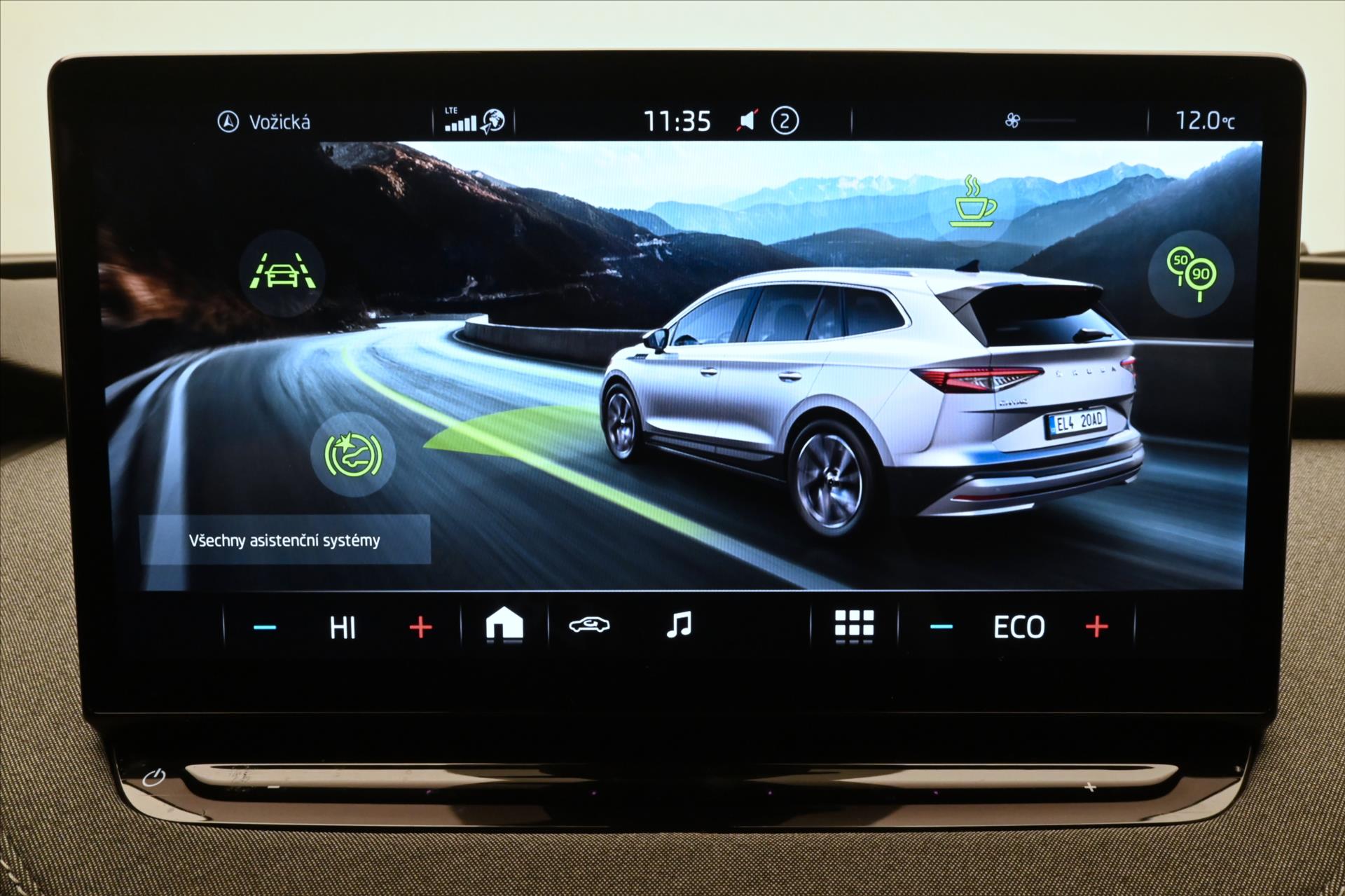 Hlavní fotografie vozu Škoda Enyaq iV 0,0 80 150kW 82kWh SOH91% VŮZ PŘIPRAVUJEME K PRODEJI (20)