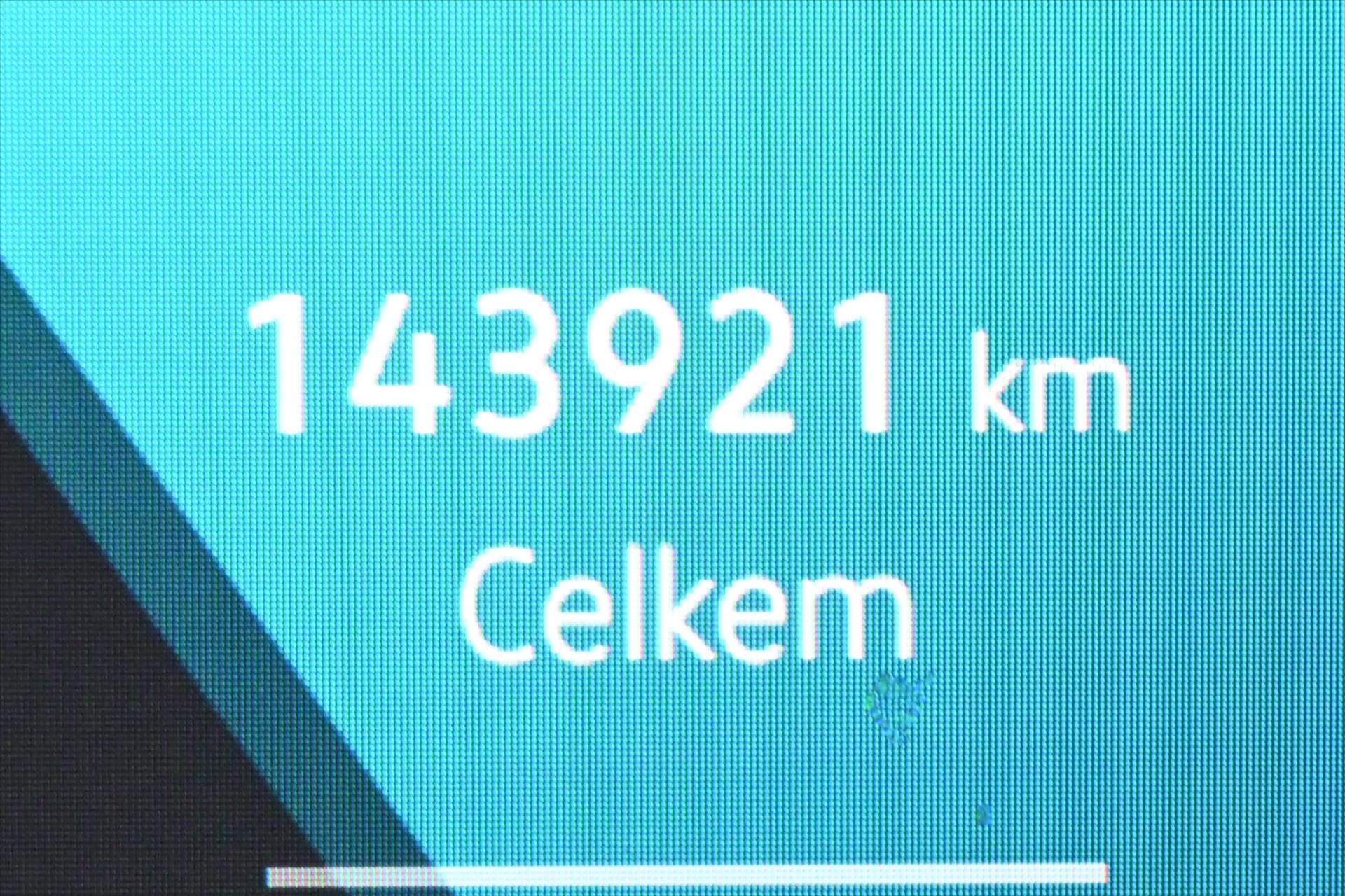 Main photo of the car Volkswagen Golf 2.0 TDI 110 kW Life Warranty up to 5 years (17)