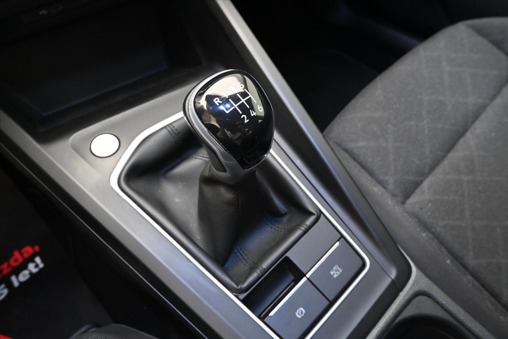 Main photo of the car Volkswagen Golf 2.0 TDI 110 kW Life Warranty up to 5 years (21)