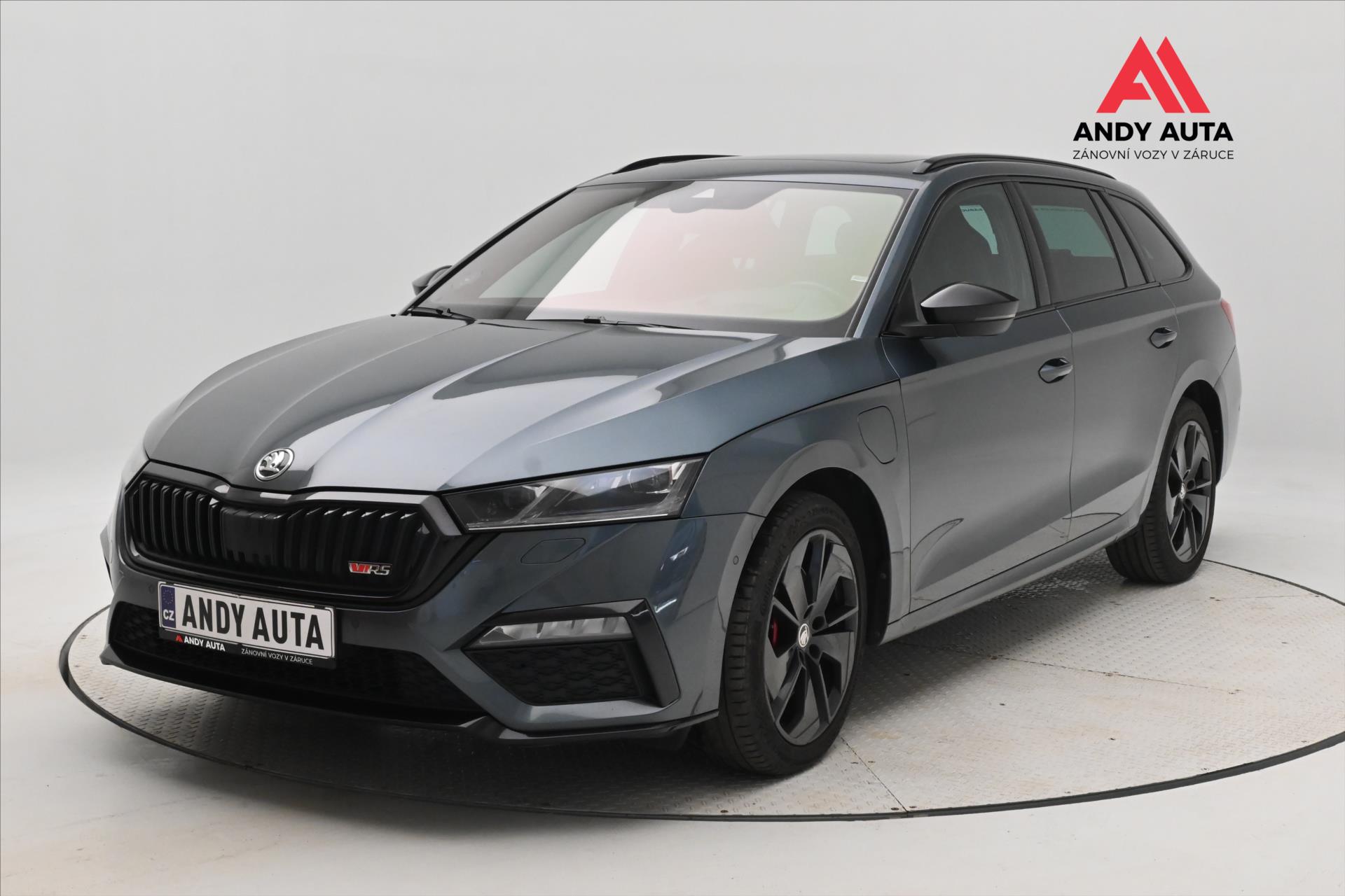 Škoda Octavia 1,4 TSI iV RS 180 kW DSG Záruka až 5 let